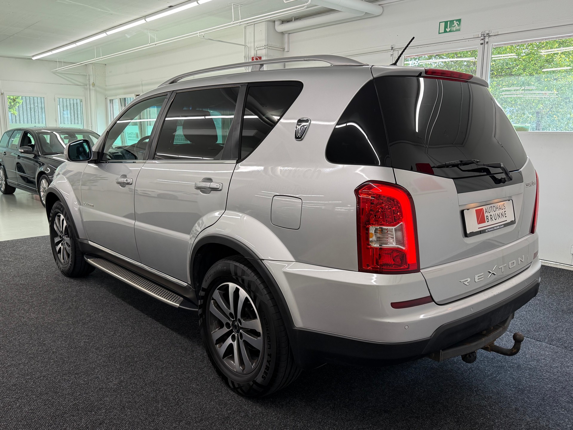 KGM-SsangYong Rexton RX200 e-XDi 4WD 7-Plätzer - AHK-image-7
