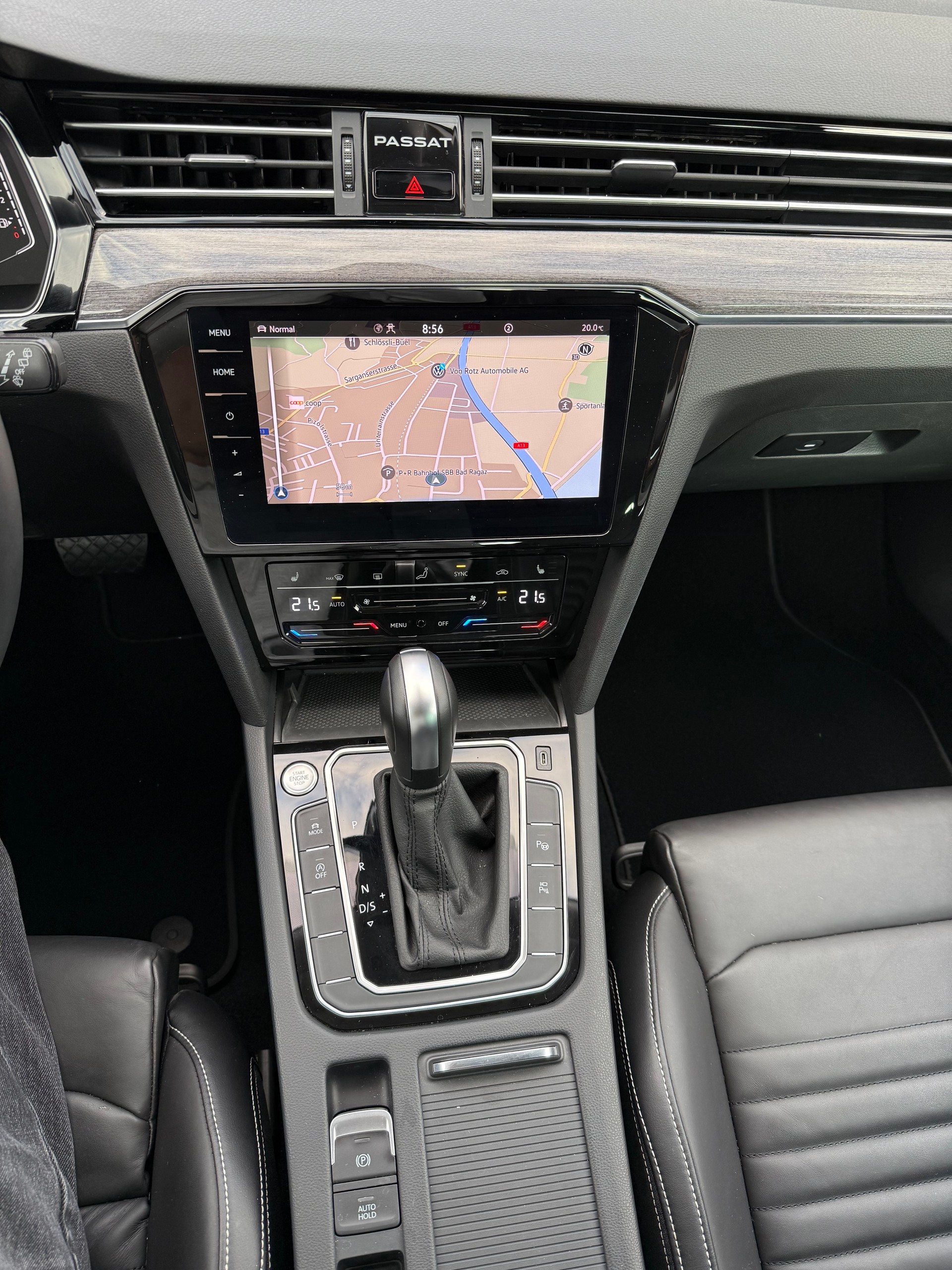 VW Passat Variant 2.0 TDI 200 Elegance DSG 4m-image-22