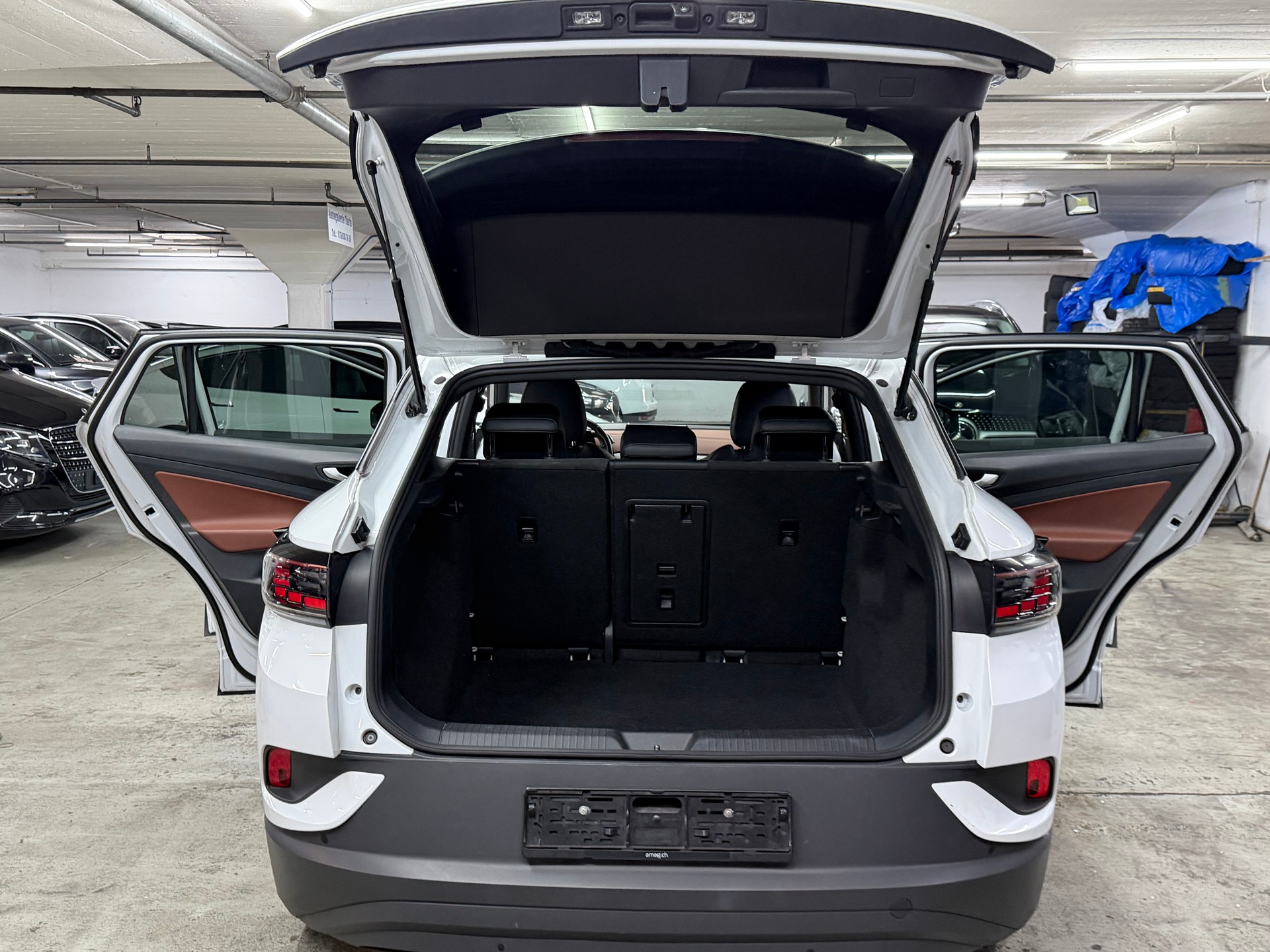 VW ID.4 Pro Performance 77 kWh Business-image-9