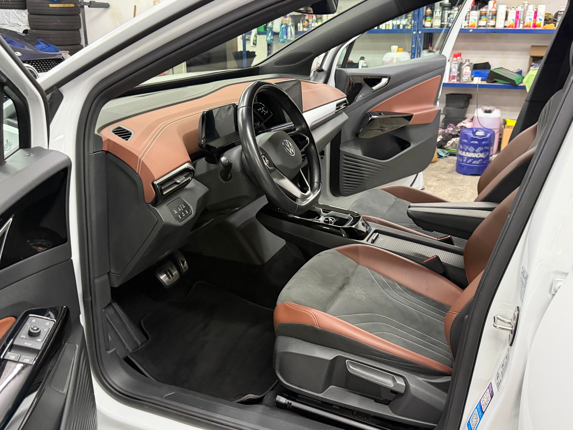 VW ID.4 Pro Performance 77 kWh Business-image-8