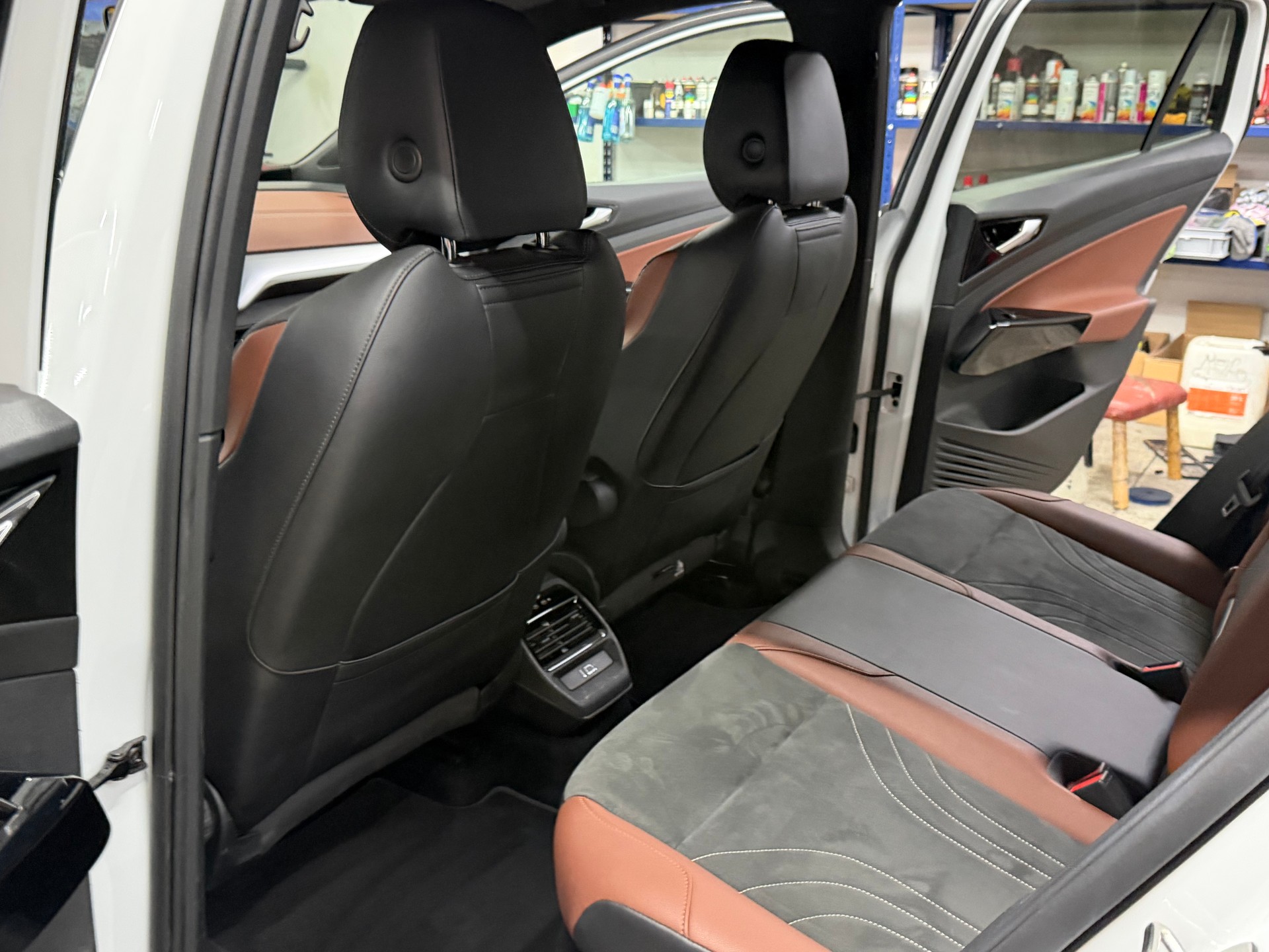 VW ID.4 Pro Performance 77 kWh Business-image-10