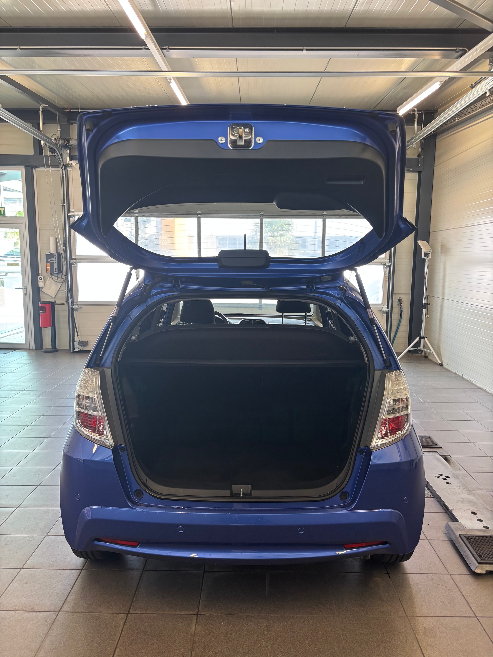 HONDA Jazz 1.3i Hybrid Comfort CVT-image-14