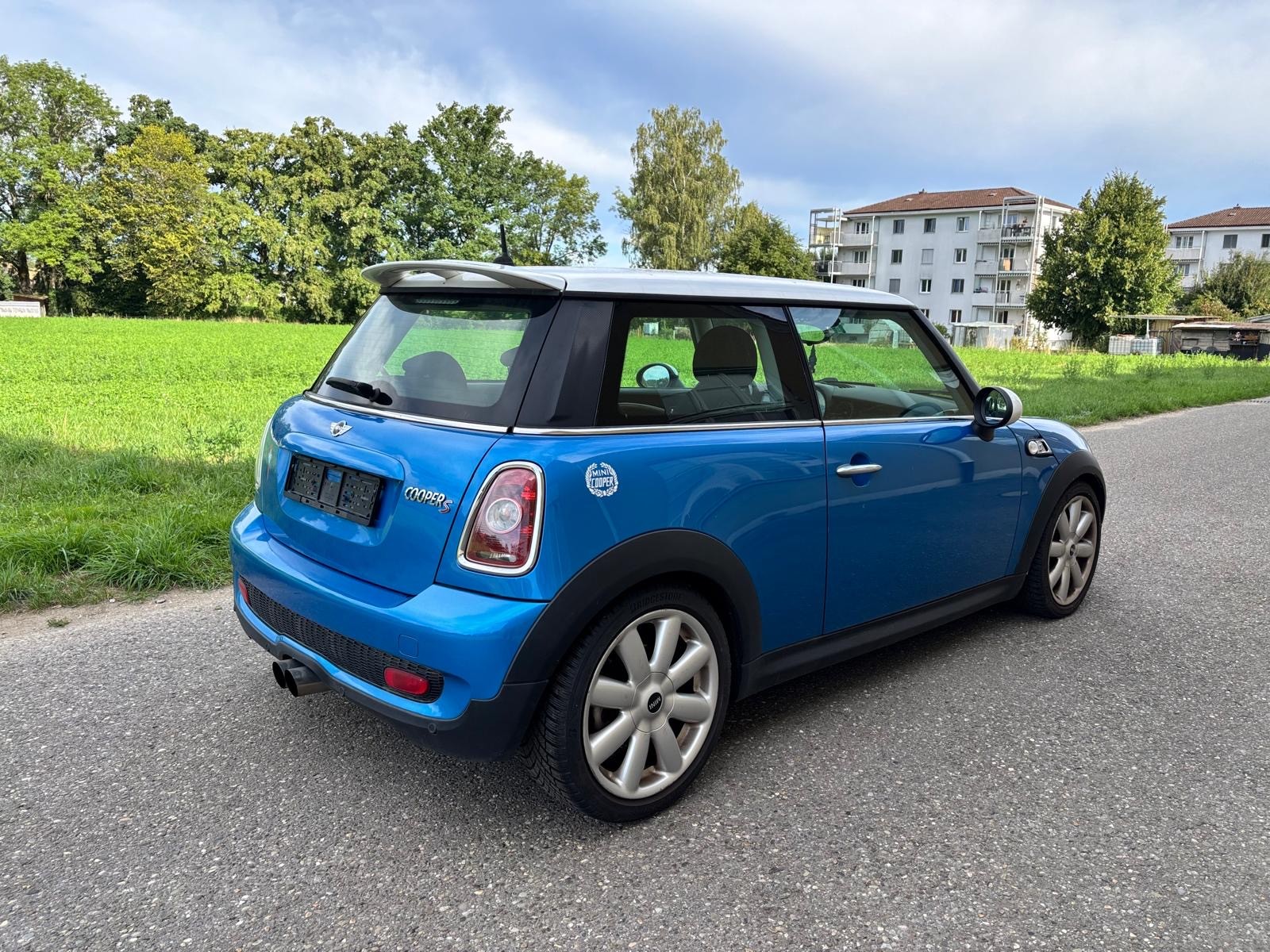 MINI Cooper S-image-1