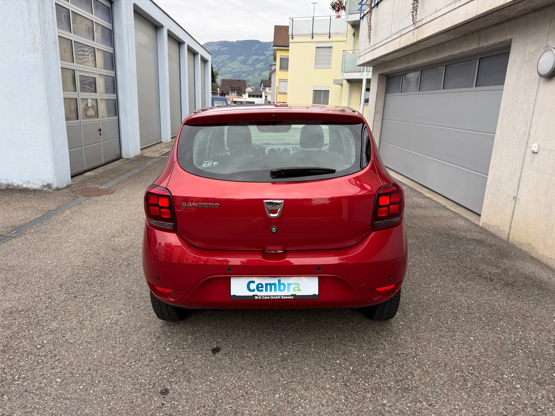 DACIA Sandero TCe 90 Lauréate Automatic-image-4