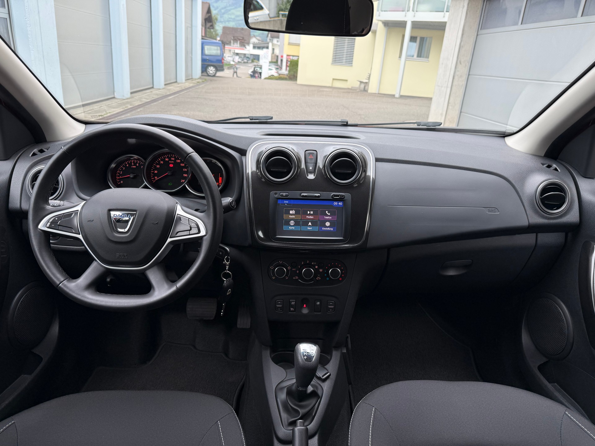 DACIA Sandero TCe 90 Lauréate Automatic-image-20