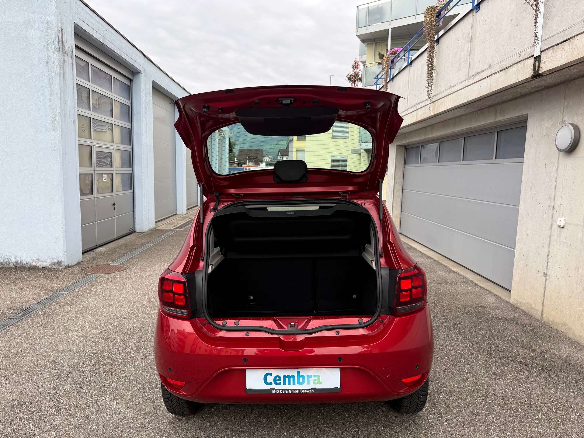 DACIA Sandero TCe 90 Lauréate Automatic-image-25