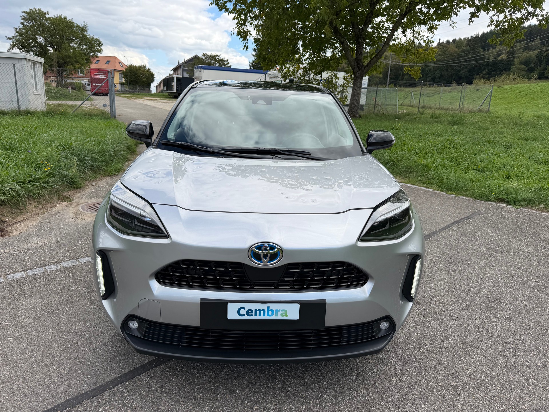 TOYOTA CH WAGEN YARIS CROSS1.5 ELEGANT e-CVT AWD-i . HAGELSCHADEN !! CH AUTO !! GARANTIE 10 JAHRE.-image-13