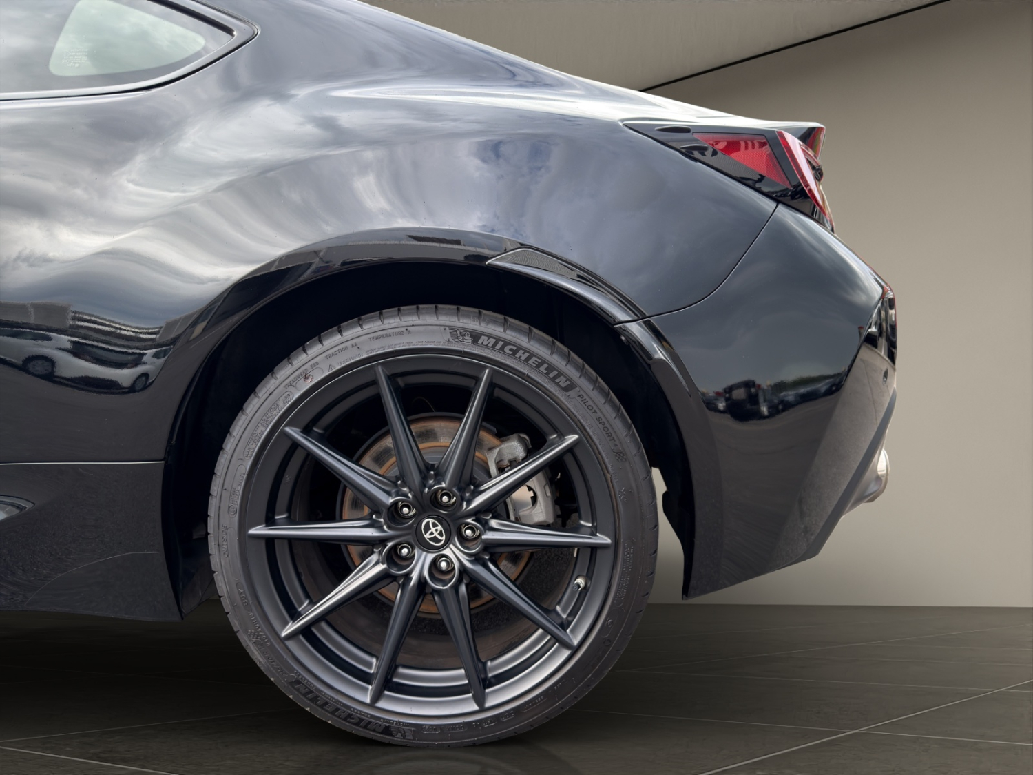 TOYOTA GR86 2.4 Sport+-image-18