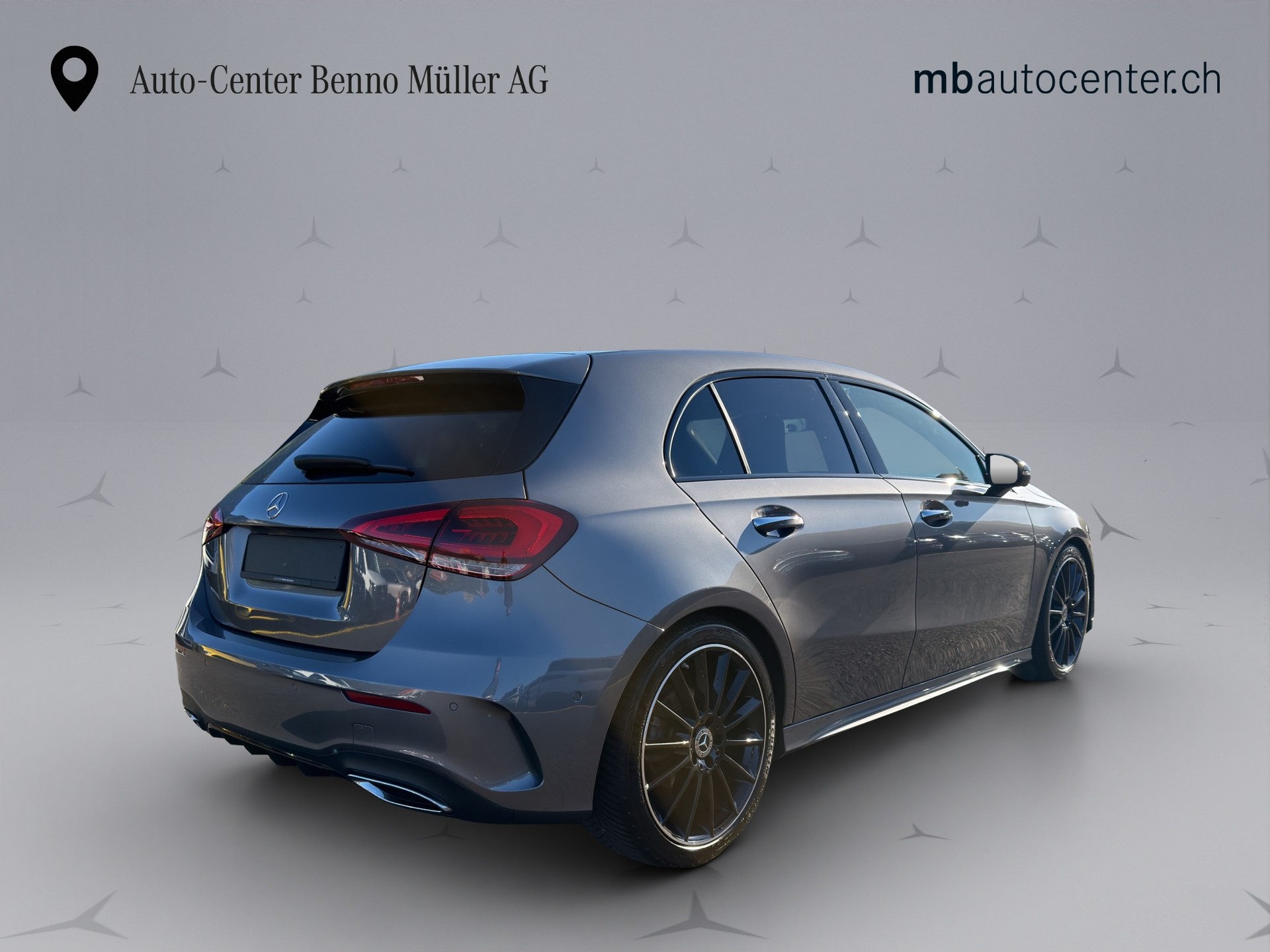 MERCEDES-BENZ A-Klasse W177 A 180 AMG Line-image-4
