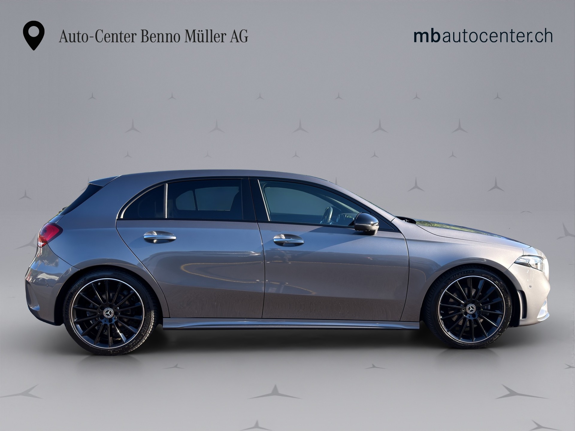 MERCEDES-BENZ A-Klasse W177 A 180 AMG Line-image-5