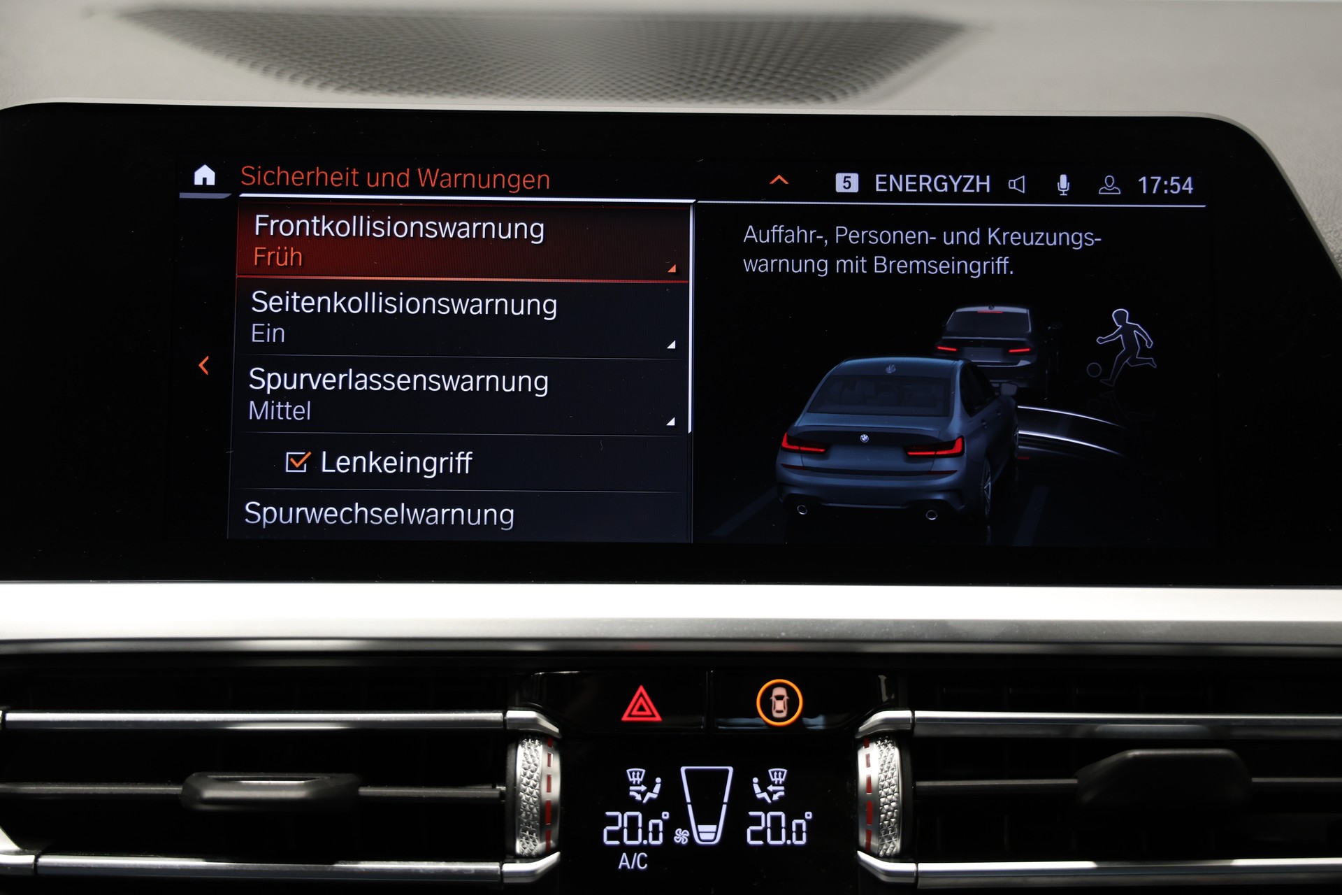 BMW 320d xDrive M Sport Steptronic *CH-Fahrzeug*-image-29