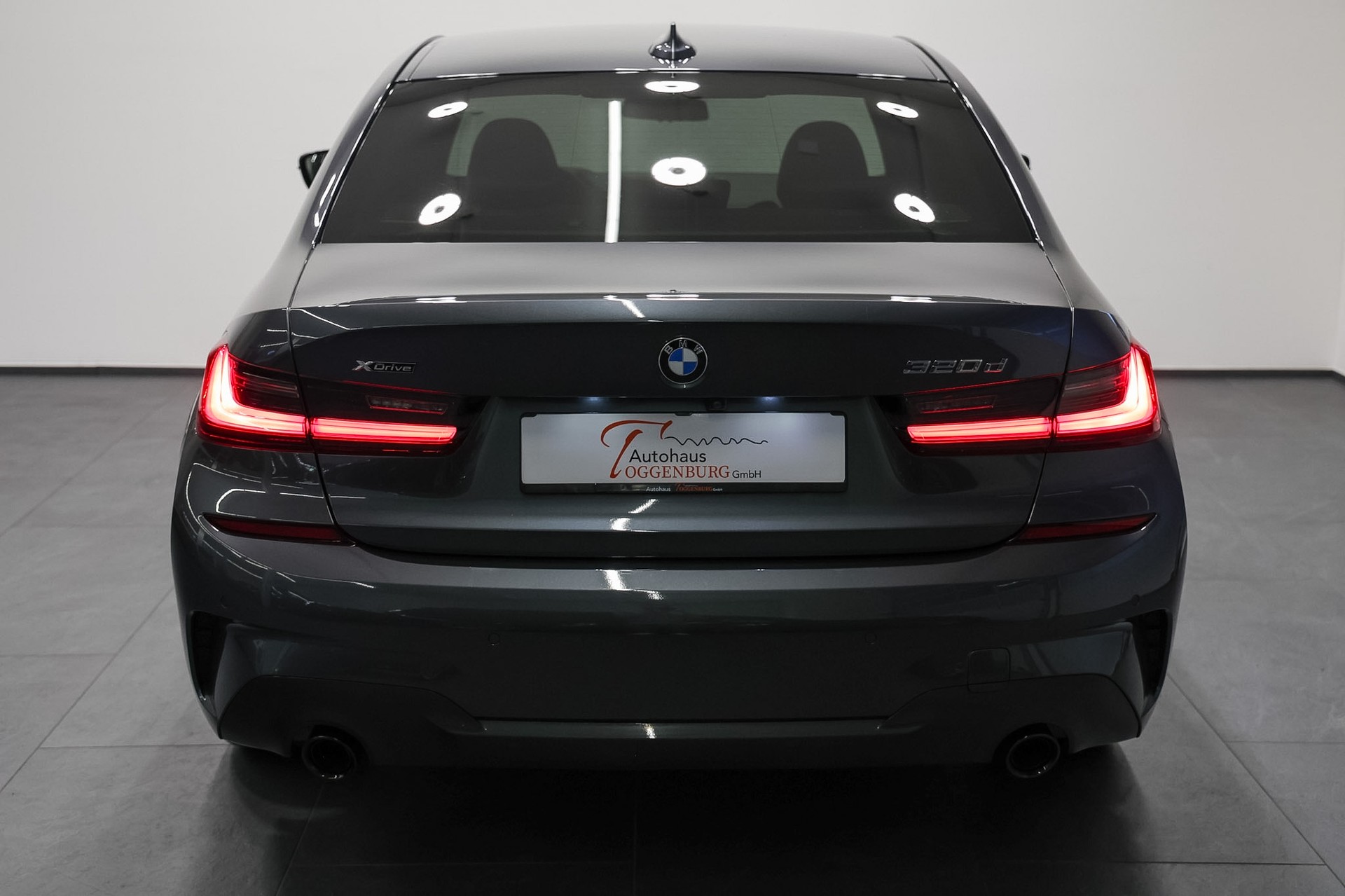 BMW 320d xDrive M Sport Steptronic *CH-Fahrzeug*-image-9