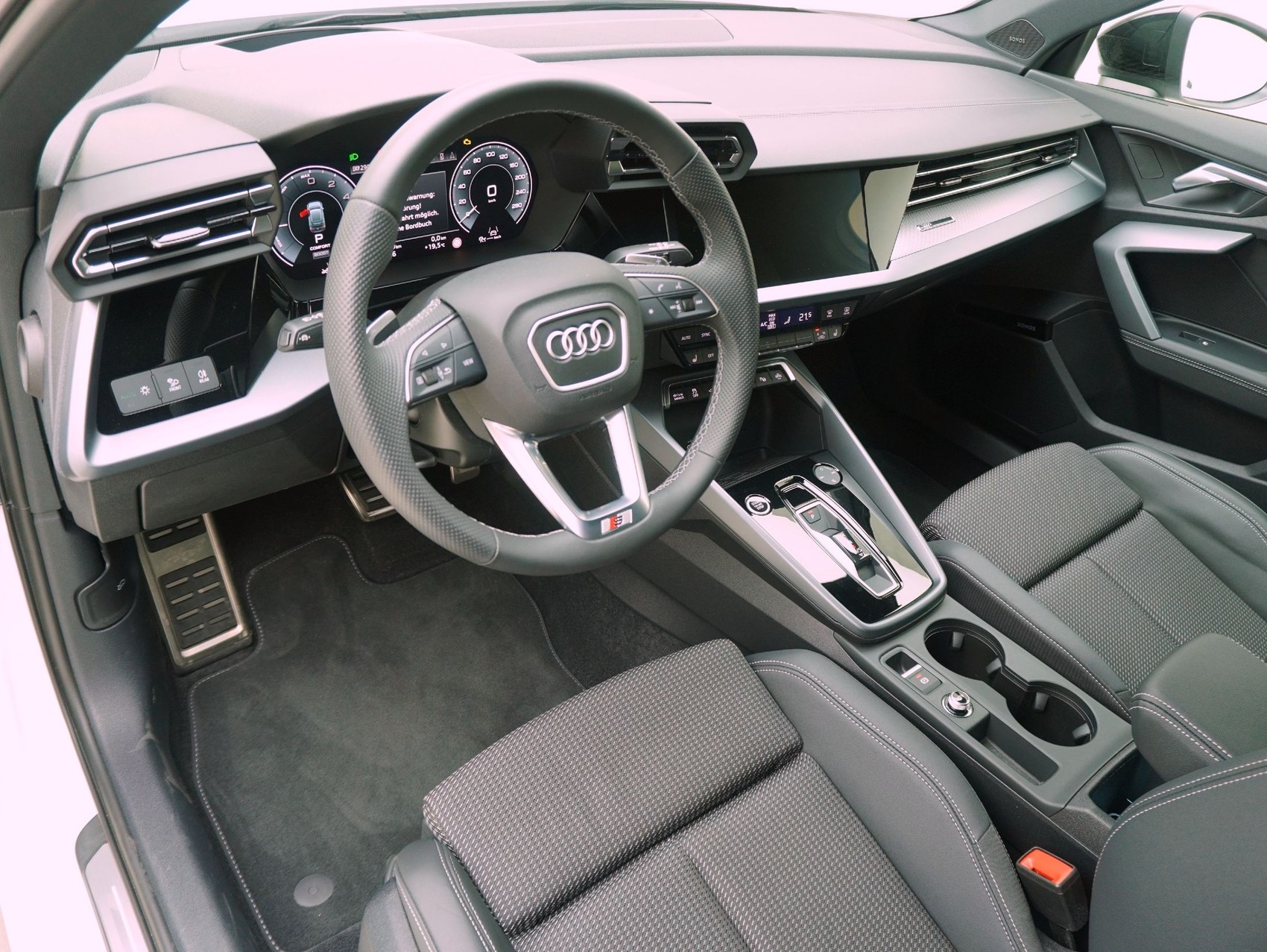 AUDI A3 Sportback 1.5 TFSI e S Line S-Tronic **Audi Werksgarantie bis 02/2031**-image-9