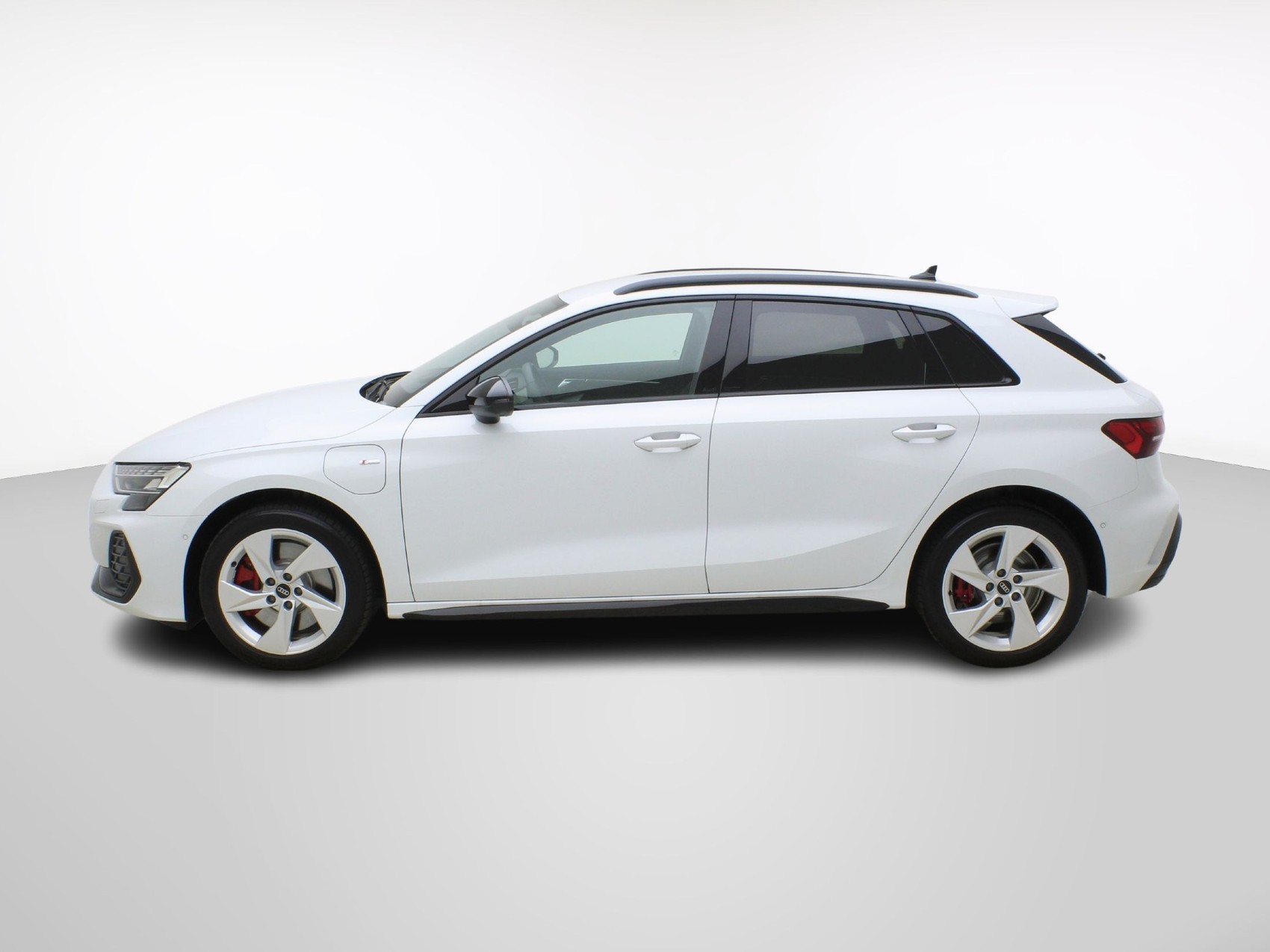 AUDI A3 Sportback 1.5 TFSI e S Line S-Tronic **Audi Werksgarantie bis 02/2031**-image-2