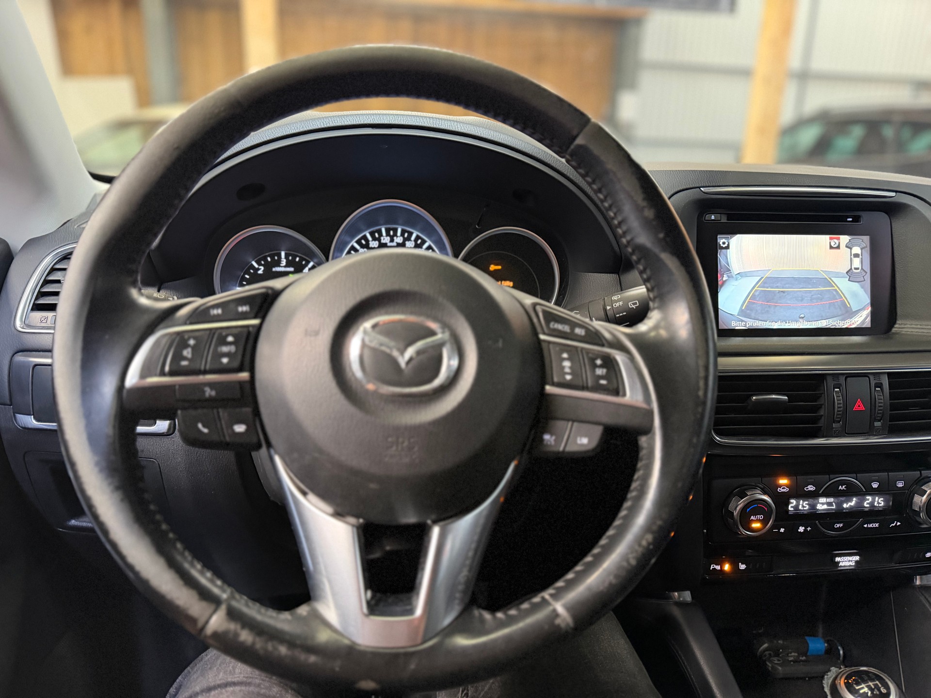 MAZDA CX-5 2.2 D HP Revolution AWD ** Anhängerkupplung 2000**-image-11
