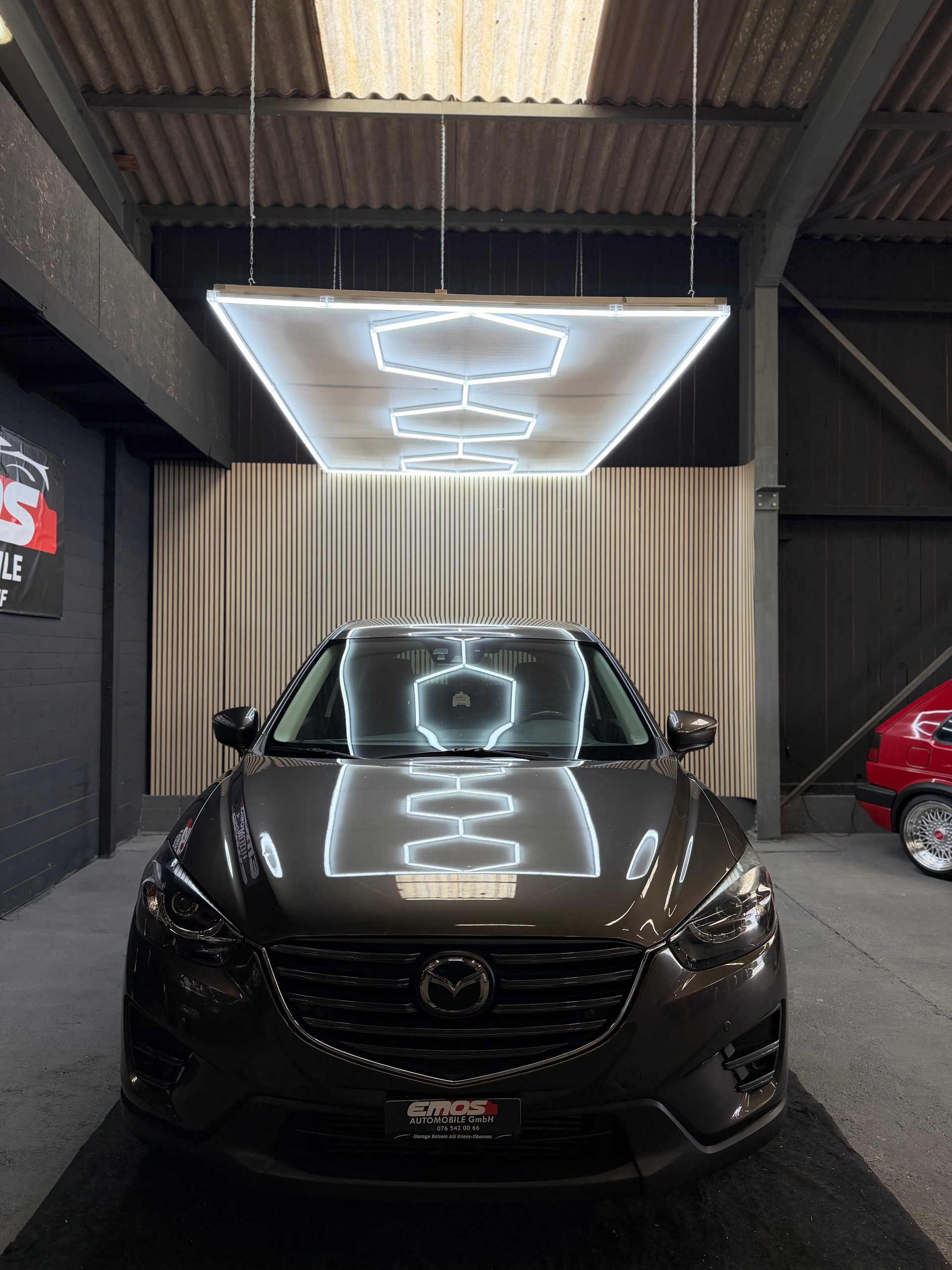 MAZDA CX-5 2.2 D HP Revolution AWD ** Anhängerkupplung 2000**-image-1