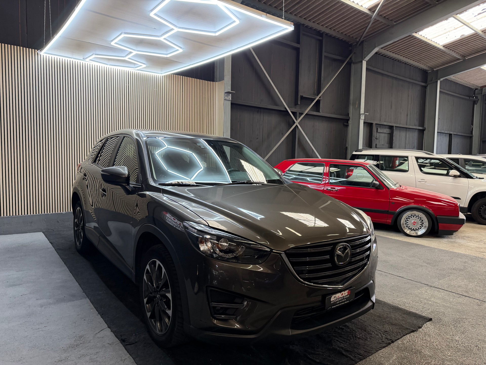 MAZDA CX-5 2.2 D HP Revolution AWD ** Anhängerkupplung 2000**-image-2