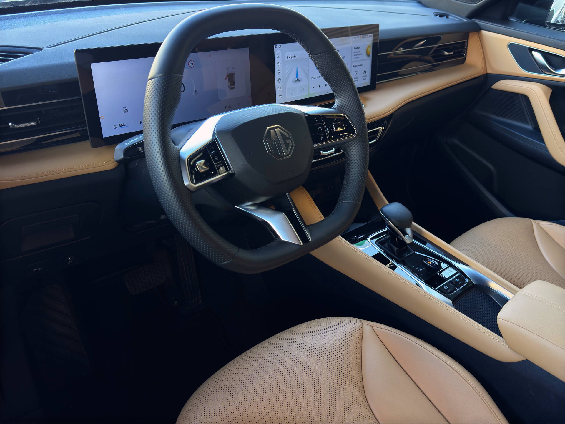 MG HS 1.5 Vti-Tech Luxury-image-13