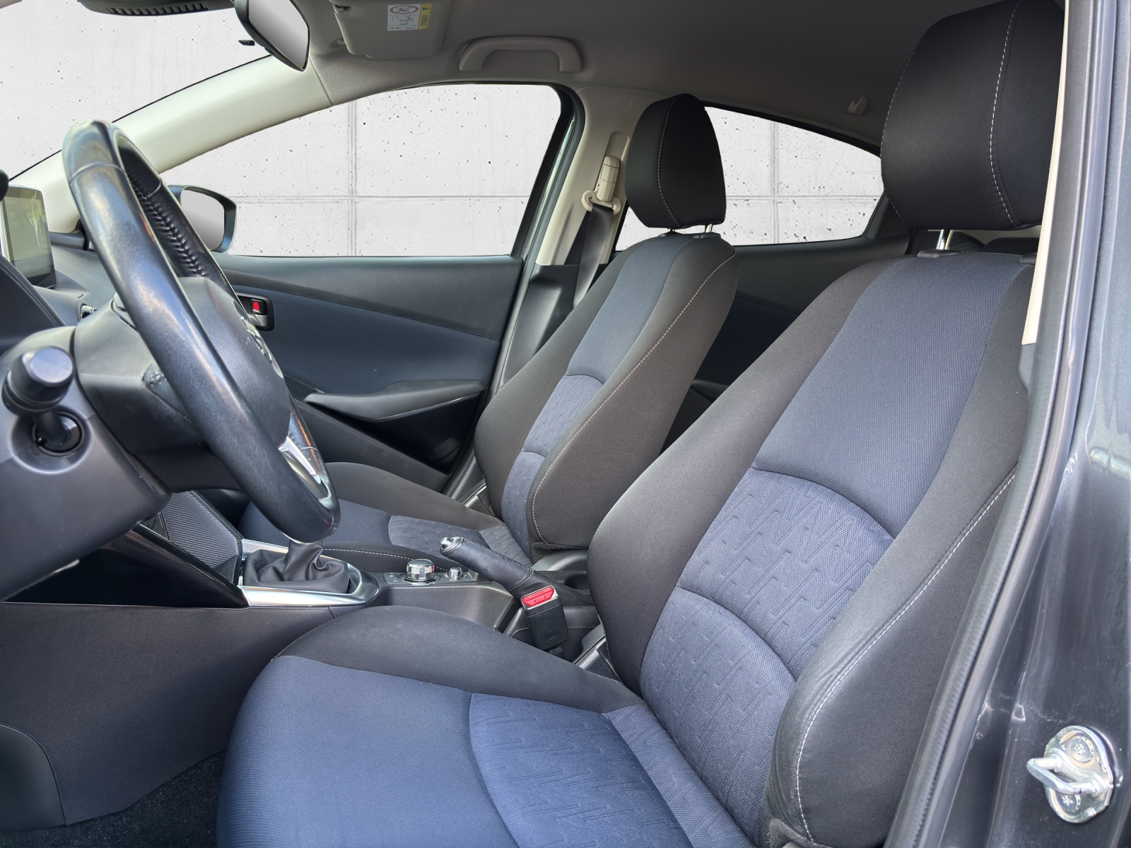MAZDA 2 1.5i 16V Skyactiv-G Ambition mit Klima, Tempomat & Winterräder-image-22