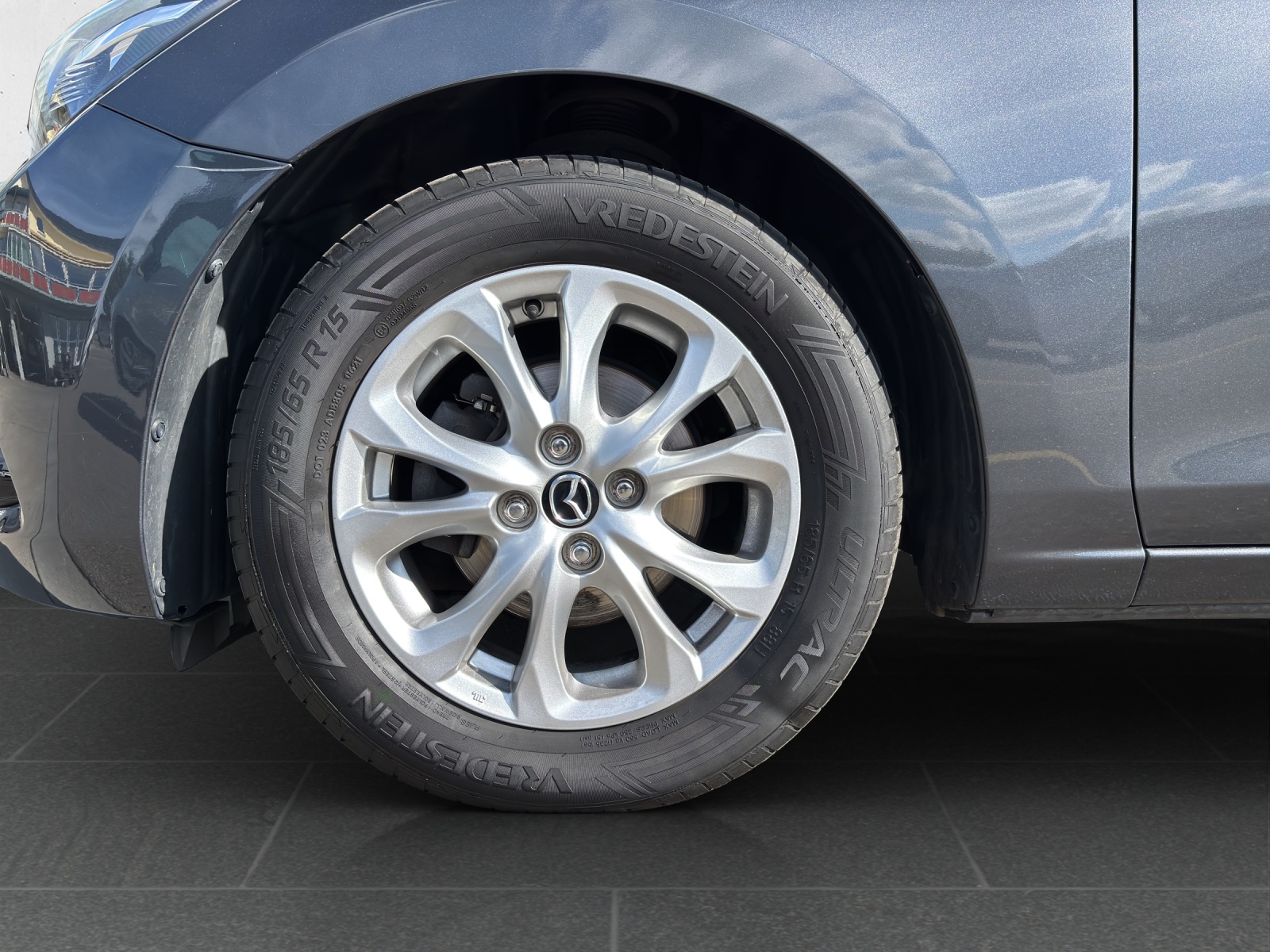 MAZDA 2 1.5i 16V Skyactiv-G Ambition mit Klima, Tempomat & Winterräder-image-7