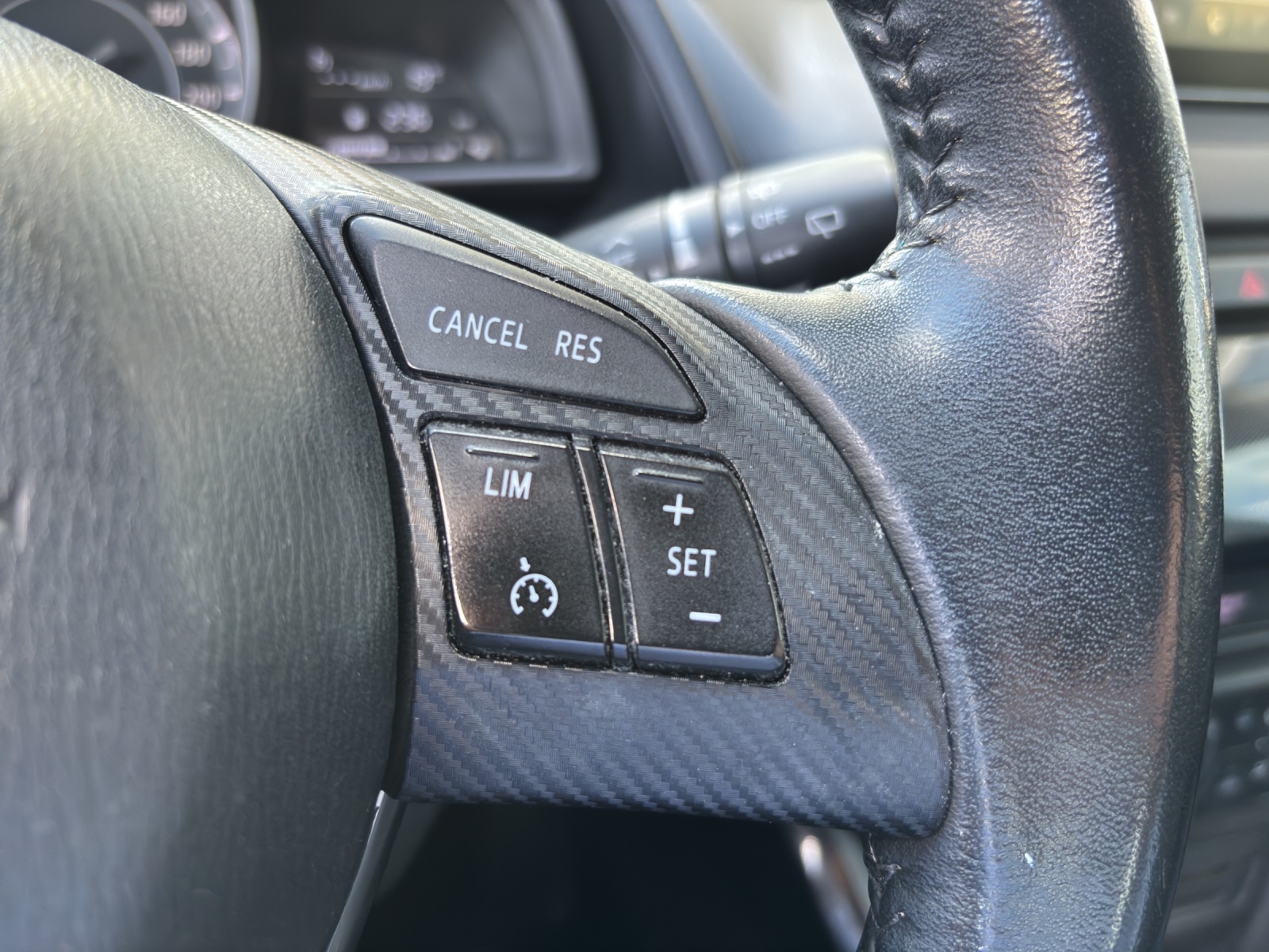 MAZDA 2 1.5i 16V Skyactiv-G Ambition mit Klima, Tempomat & Winterräder-image-12