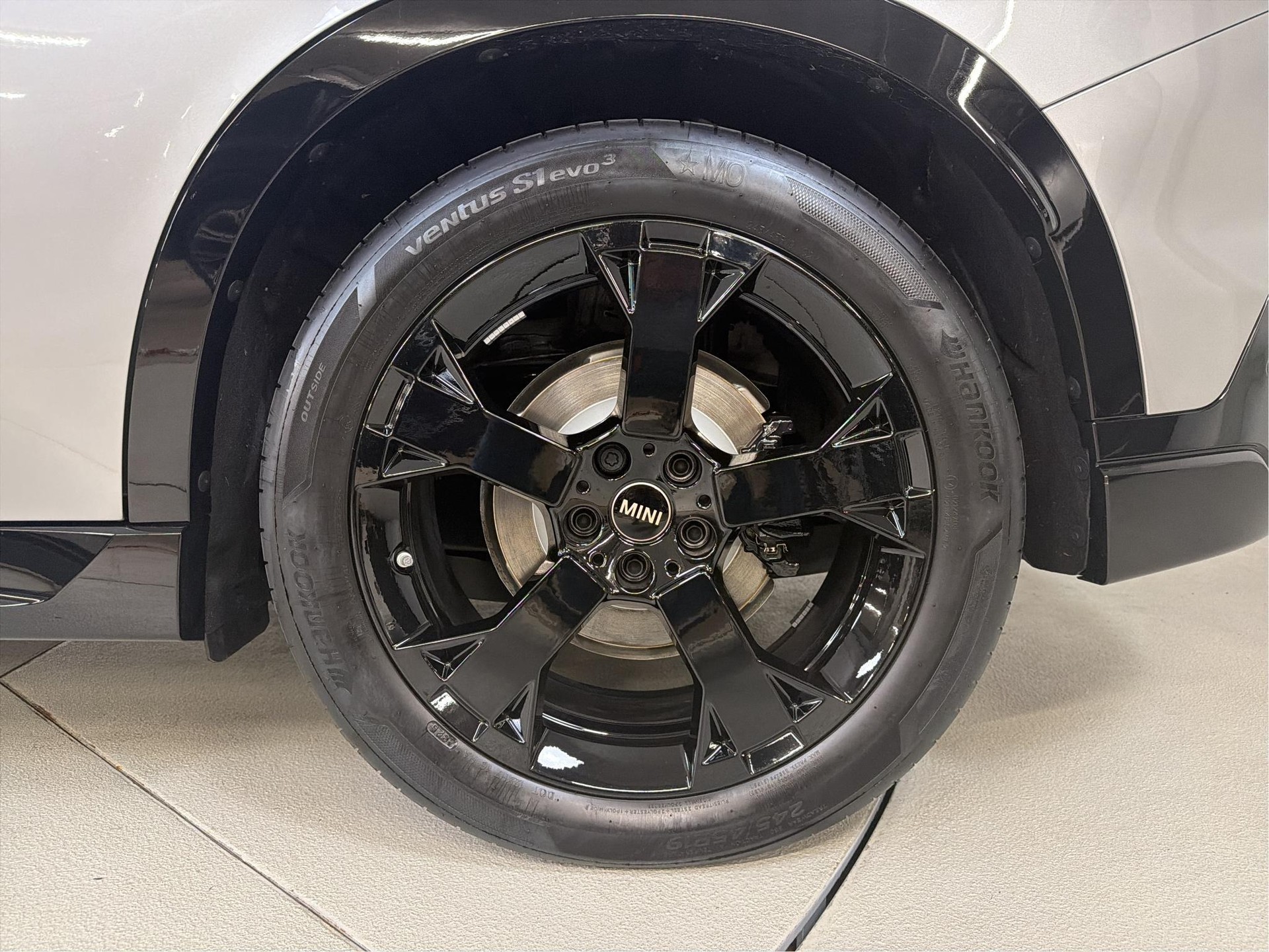 MINI Countryman SE ALL4-image-8