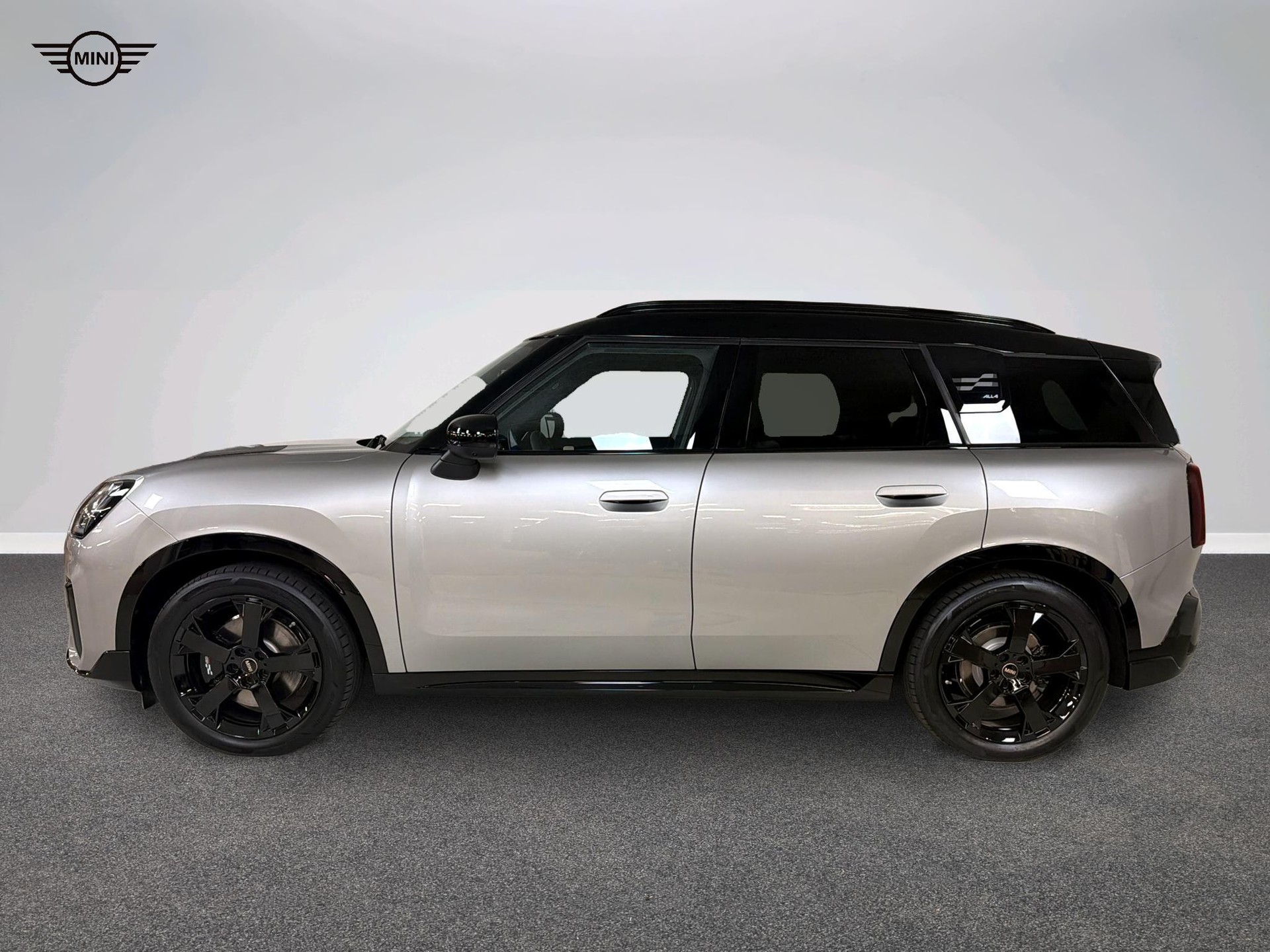 MINI Countryman SE ALL4-image-1