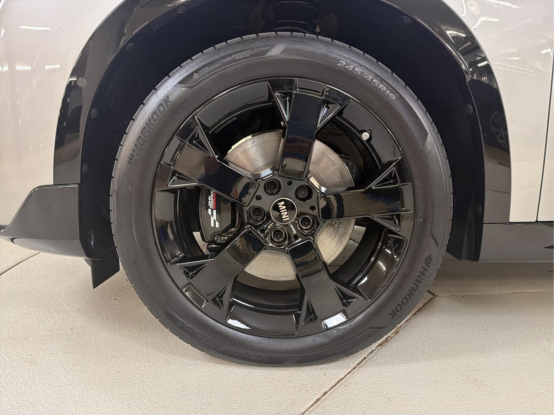 MINI Countryman SE ALL4-image-9