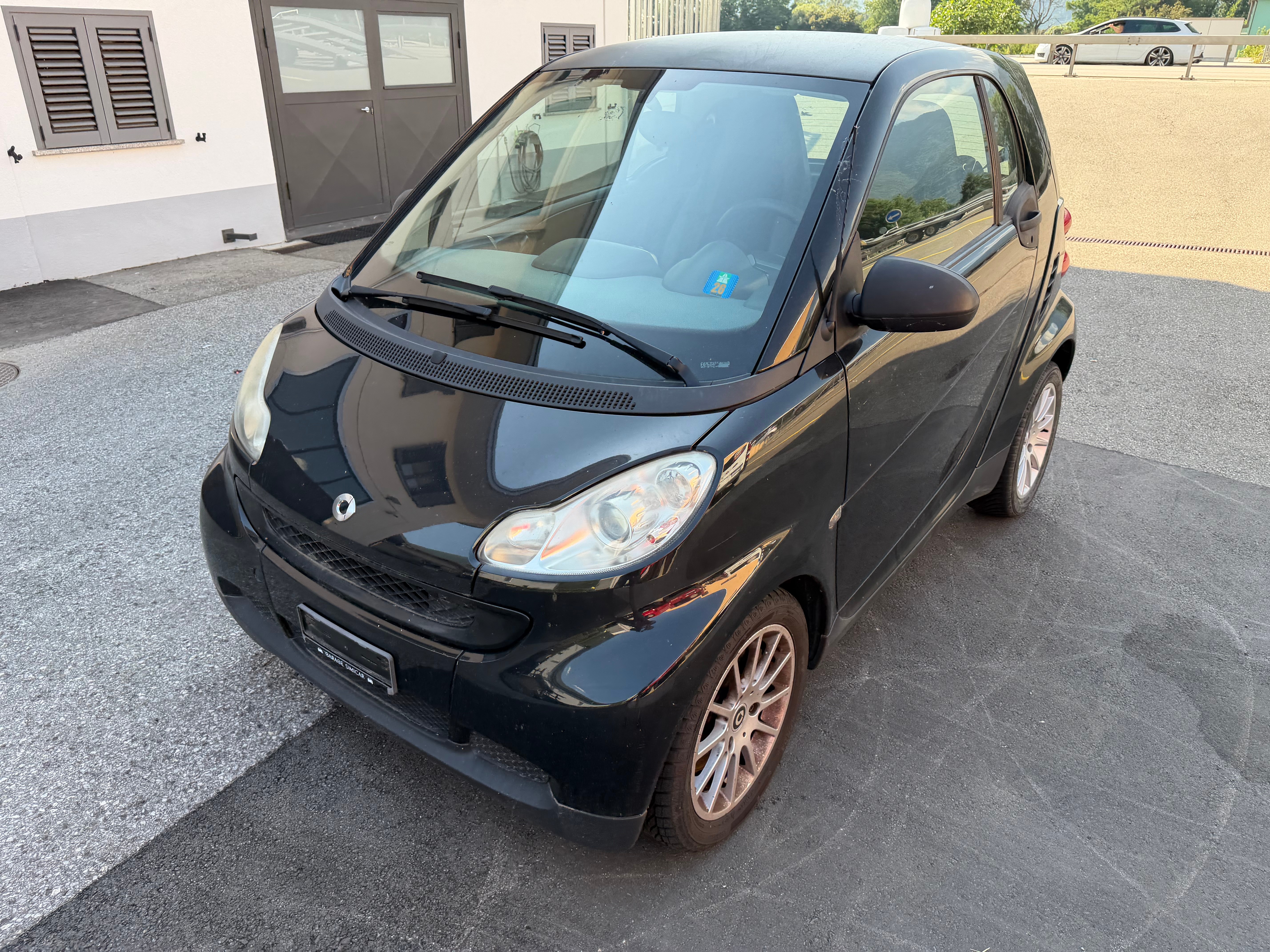 Car photo