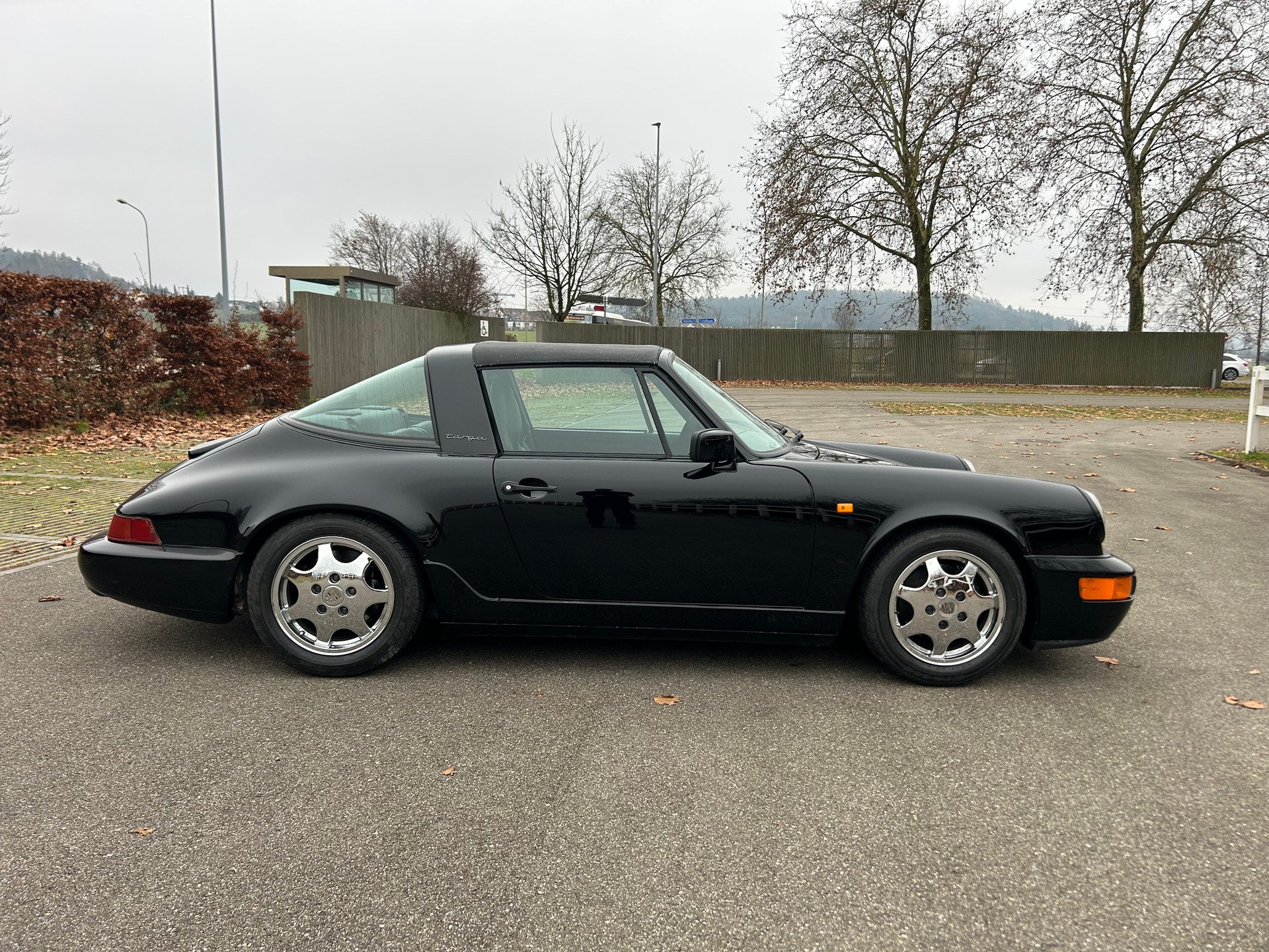 PORSCHE 911 Carrera 2 Targa-image-5