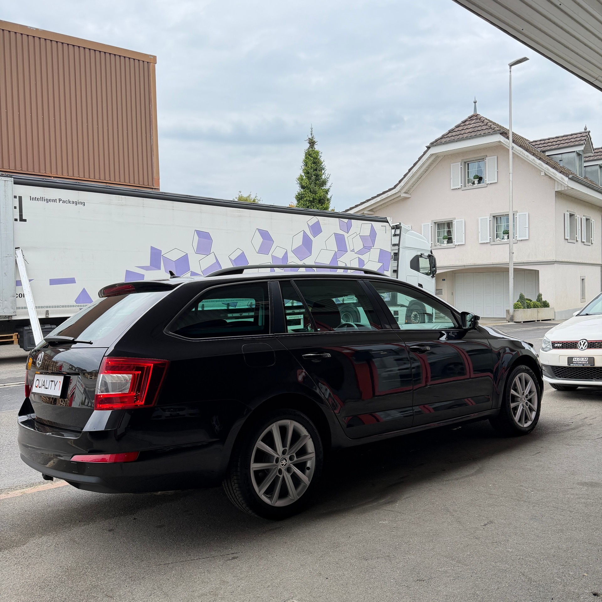 SKODA Octavia Combi 1.8 TSI Ambition 4x4 DSG-image-6