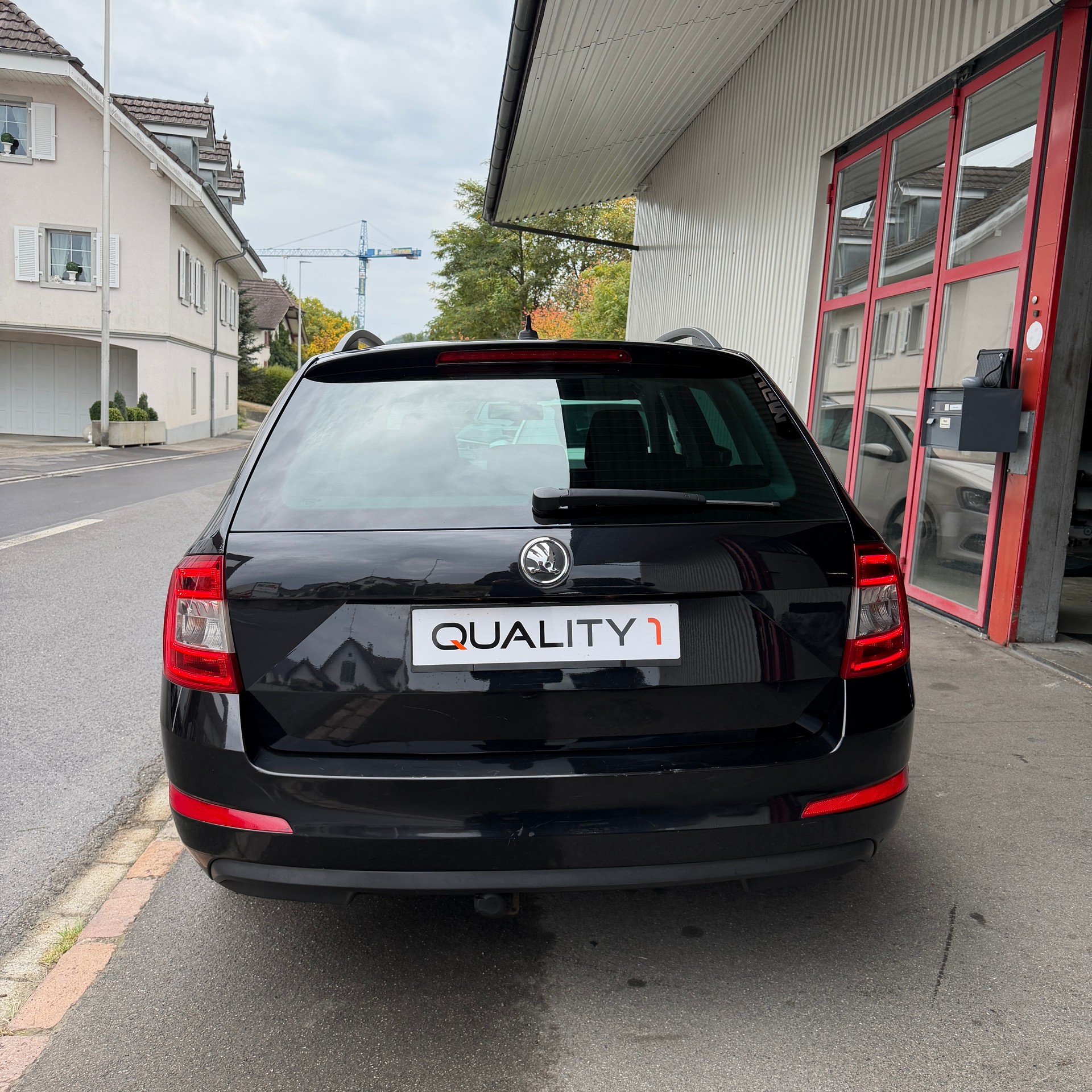 SKODA Octavia Combi 1.8 TSI Ambition 4x4 DSG-image-5