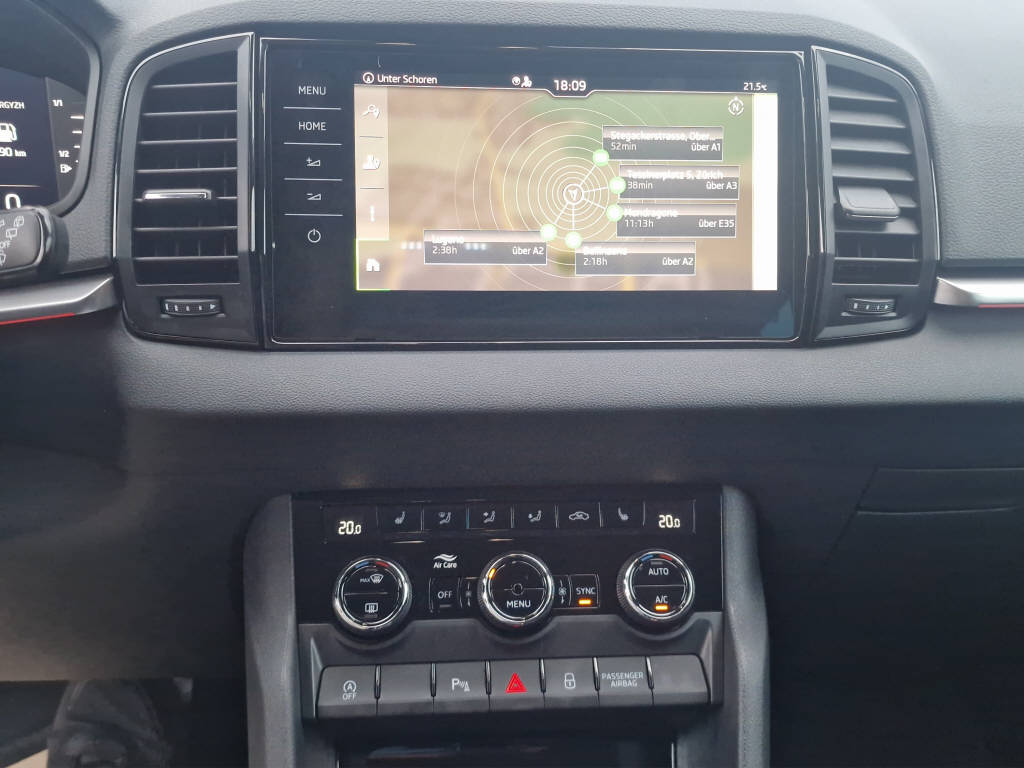 SKODA Karoq 2.0 TDI Dynamic 4x4 DSG-image-11