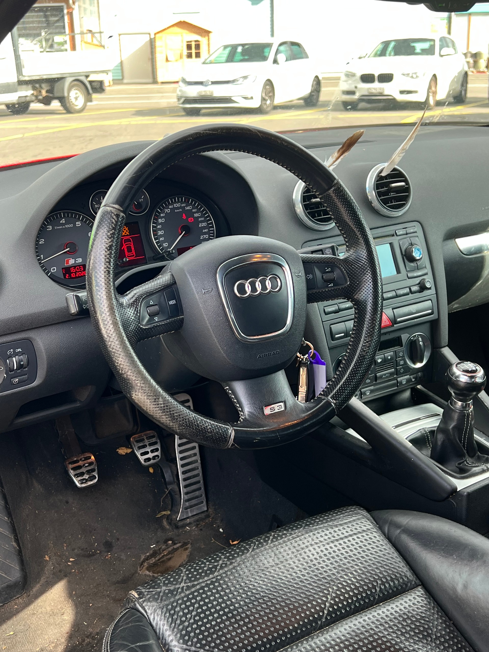 AUDI S3 2.0 Turbo FSI quattro-image-6