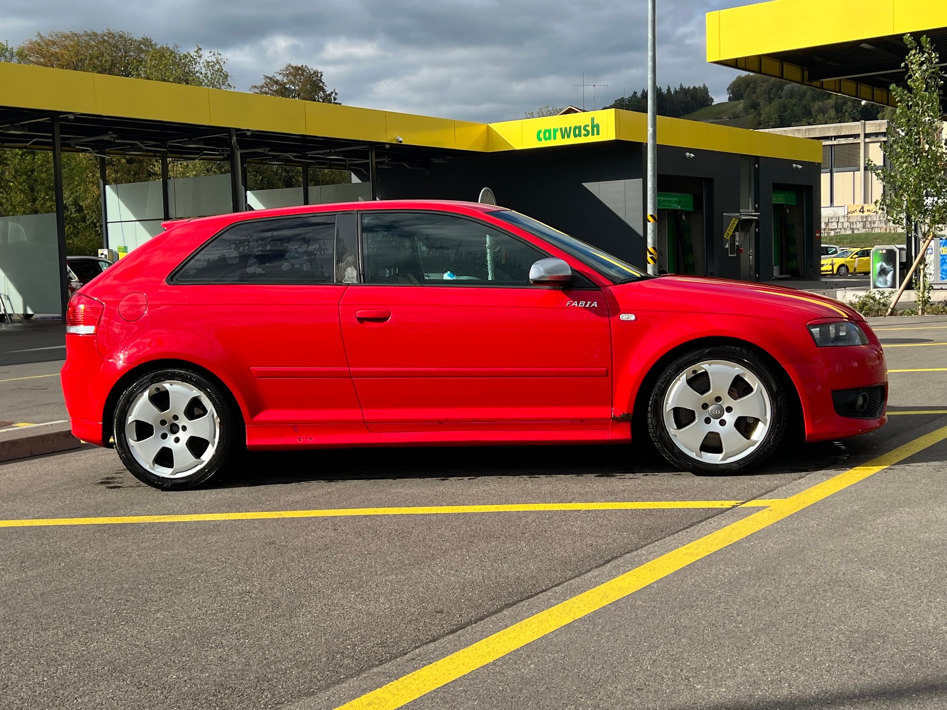 AUDI S3 2.0 Turbo FSI quattro-image-3