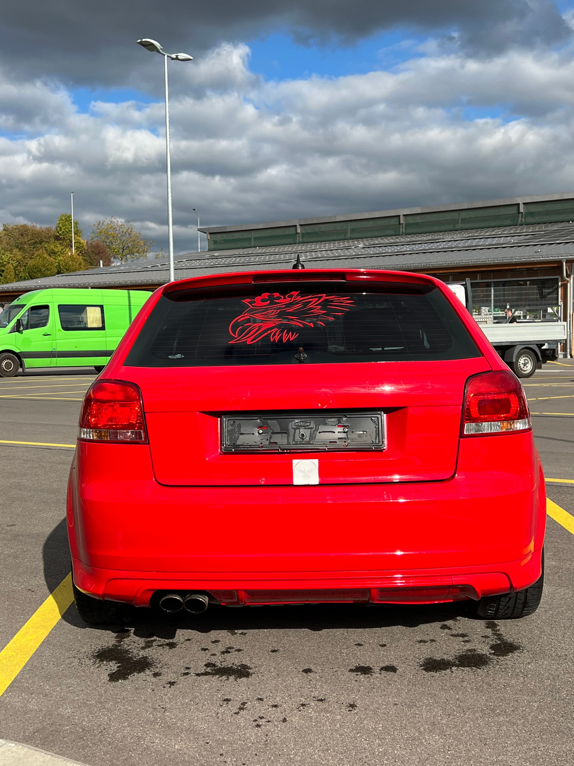 AUDI S3 2.0 Turbo FSI quattro-image-4