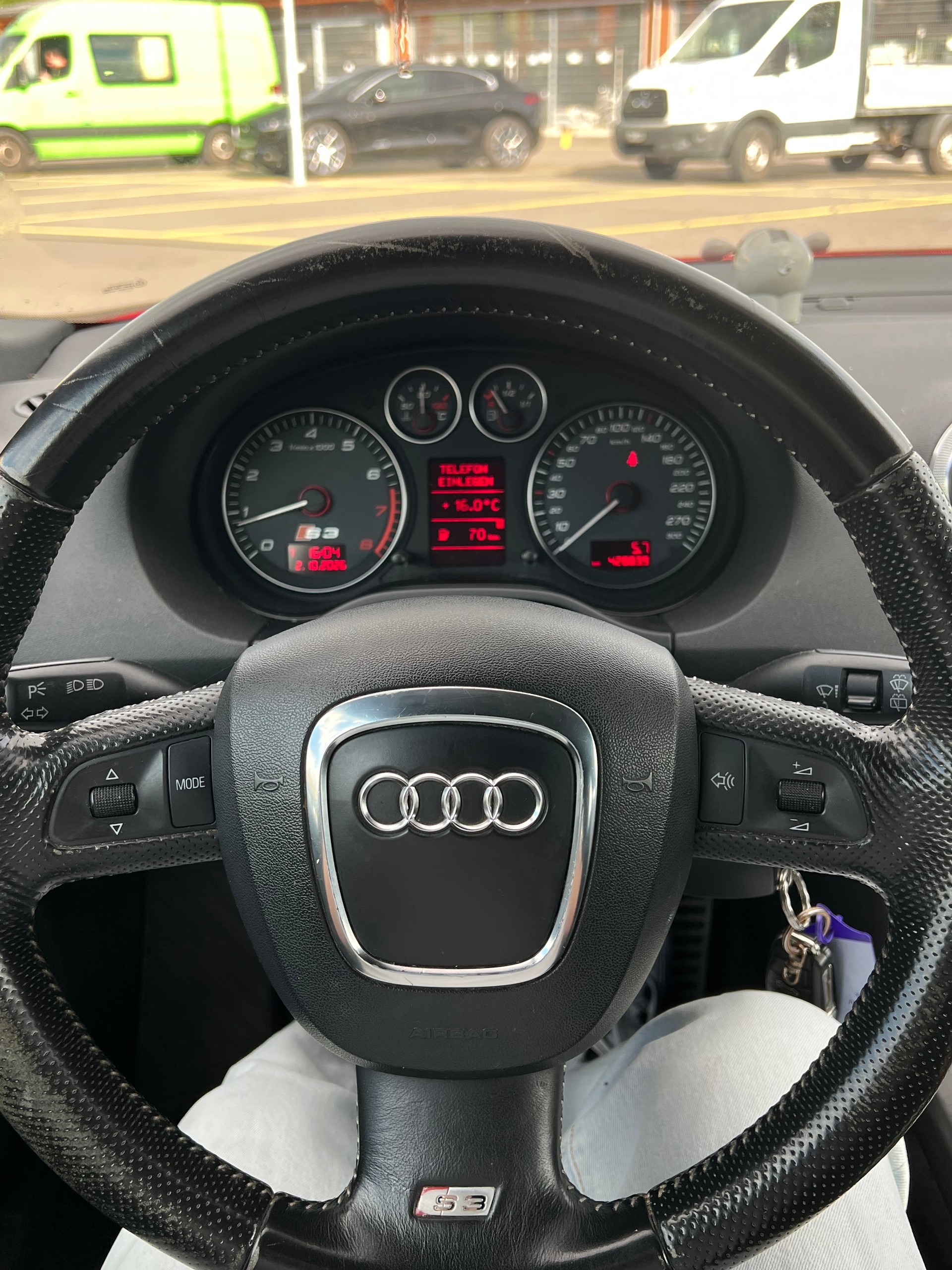 AUDI S3 2.0 Turbo FSI quattro-image-7