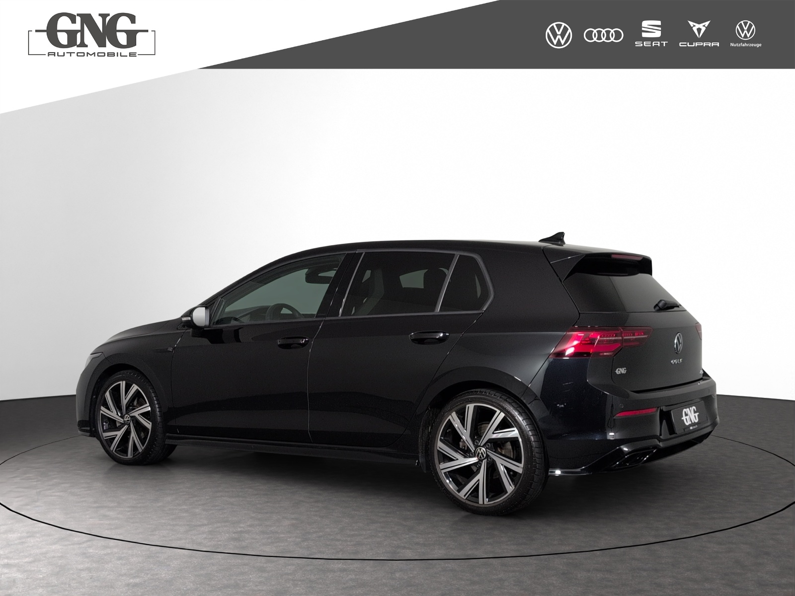 VW Golf 1.5 eTSI mHEV ACT R-Line DSG-image-1