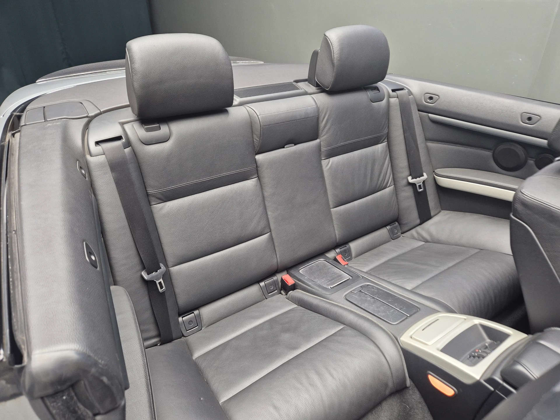 BMW 335i Cabriolet Steptronic-image-15