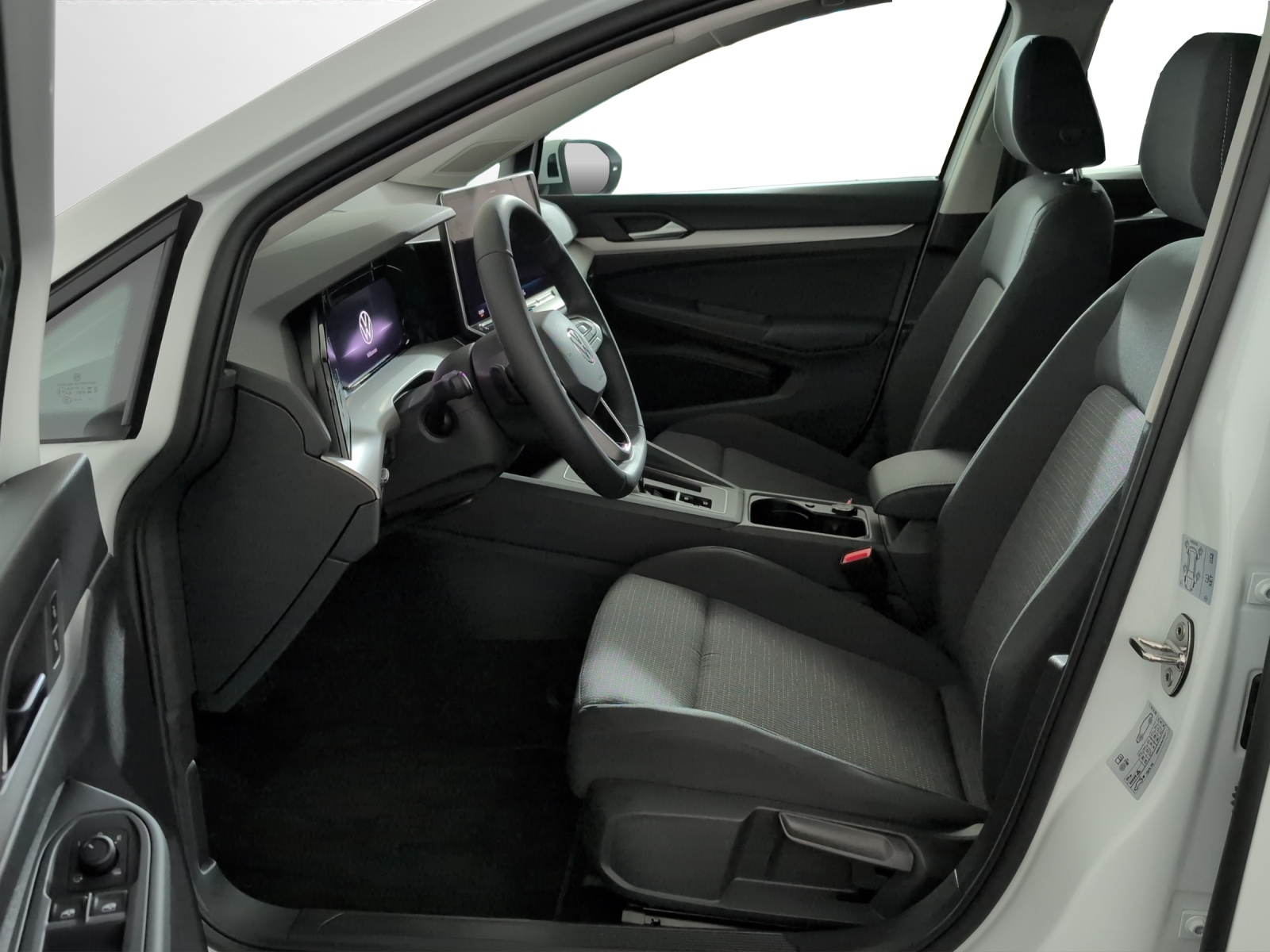 VW Golf 1.5 e TSI mHEV Value DSG-image-5