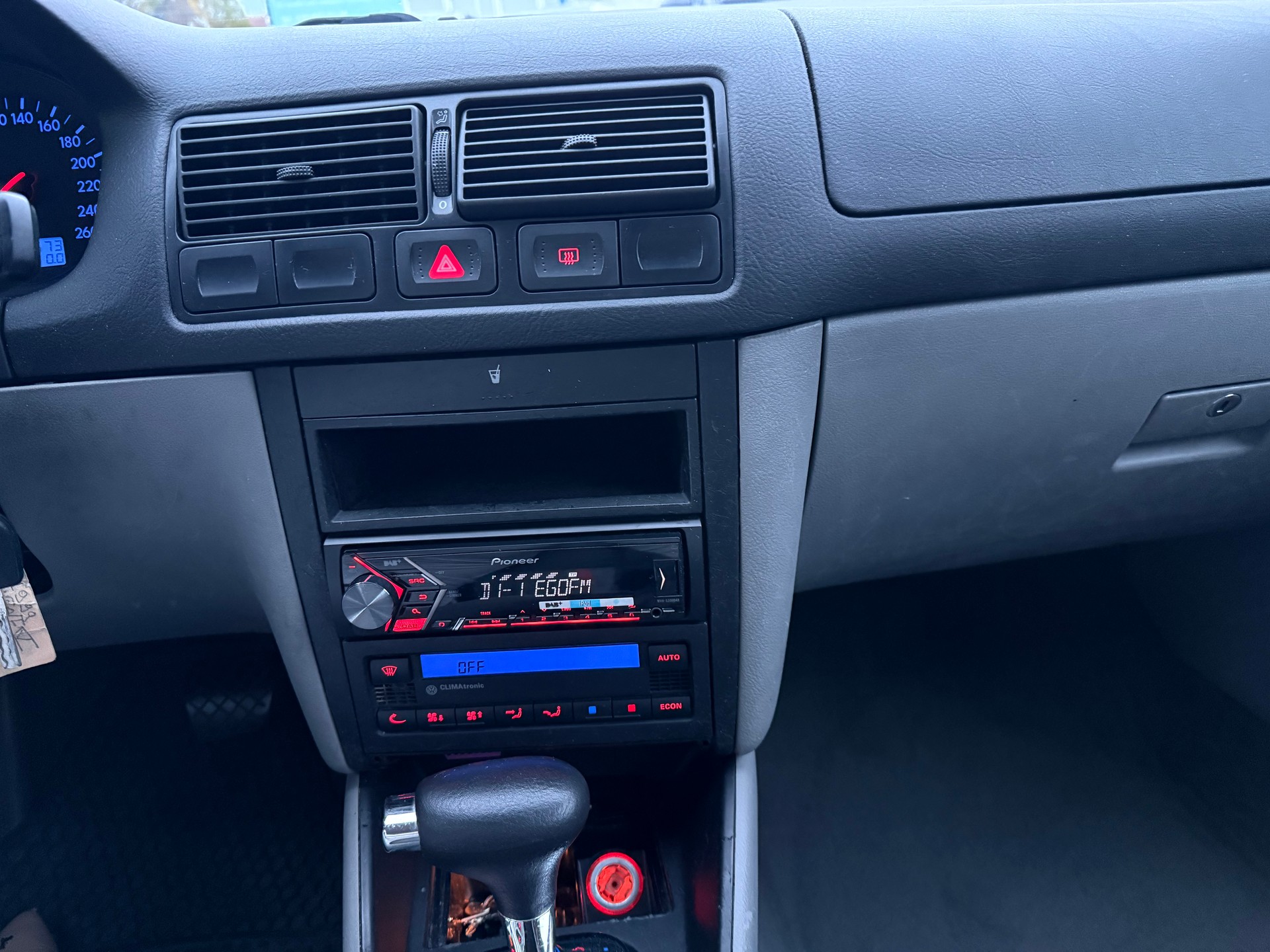 VW Golf 1.6 Comfortline-image-6