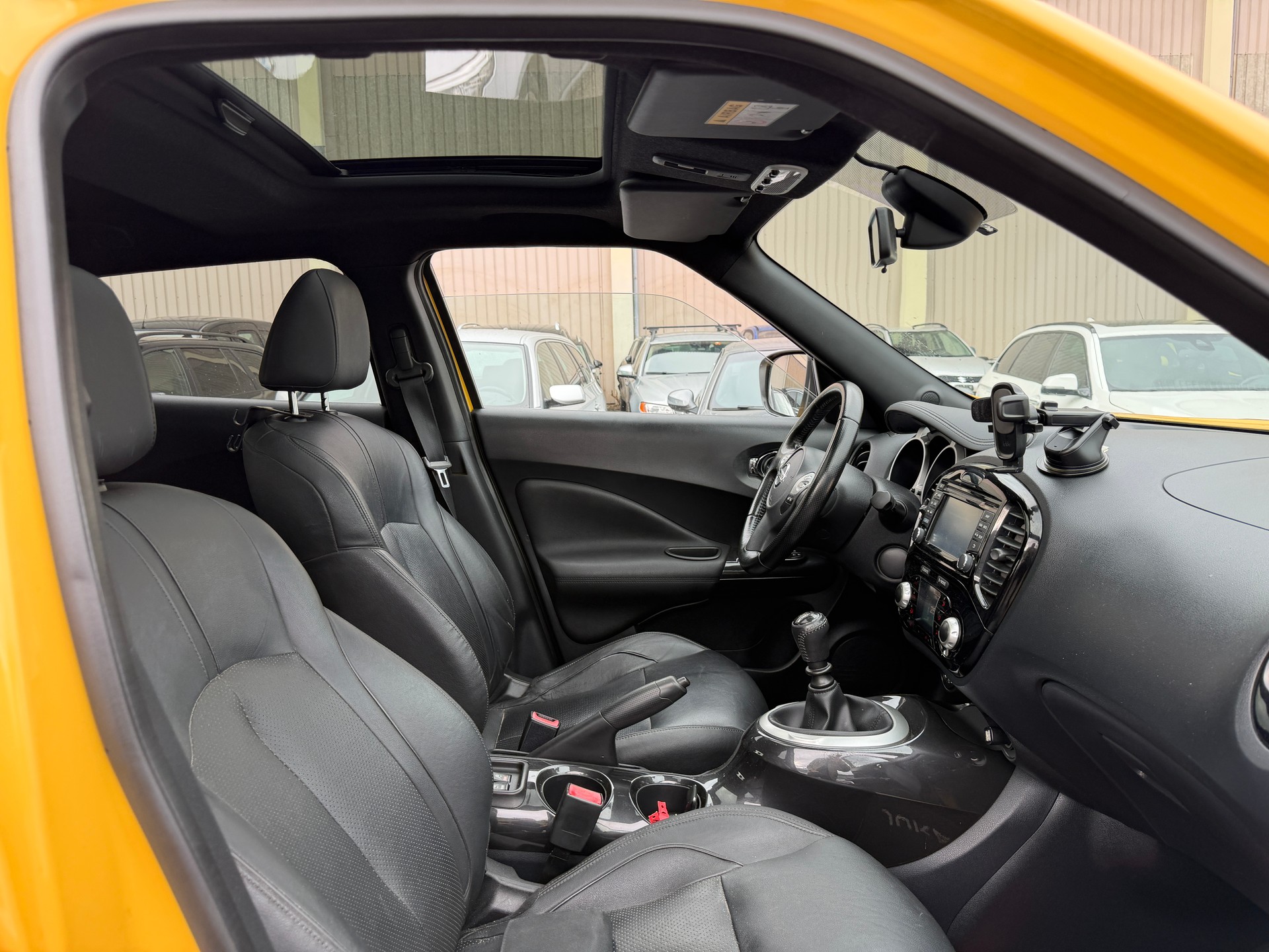 NISSAN Juke 1.2 DIG-T Swiss Edition-image-9