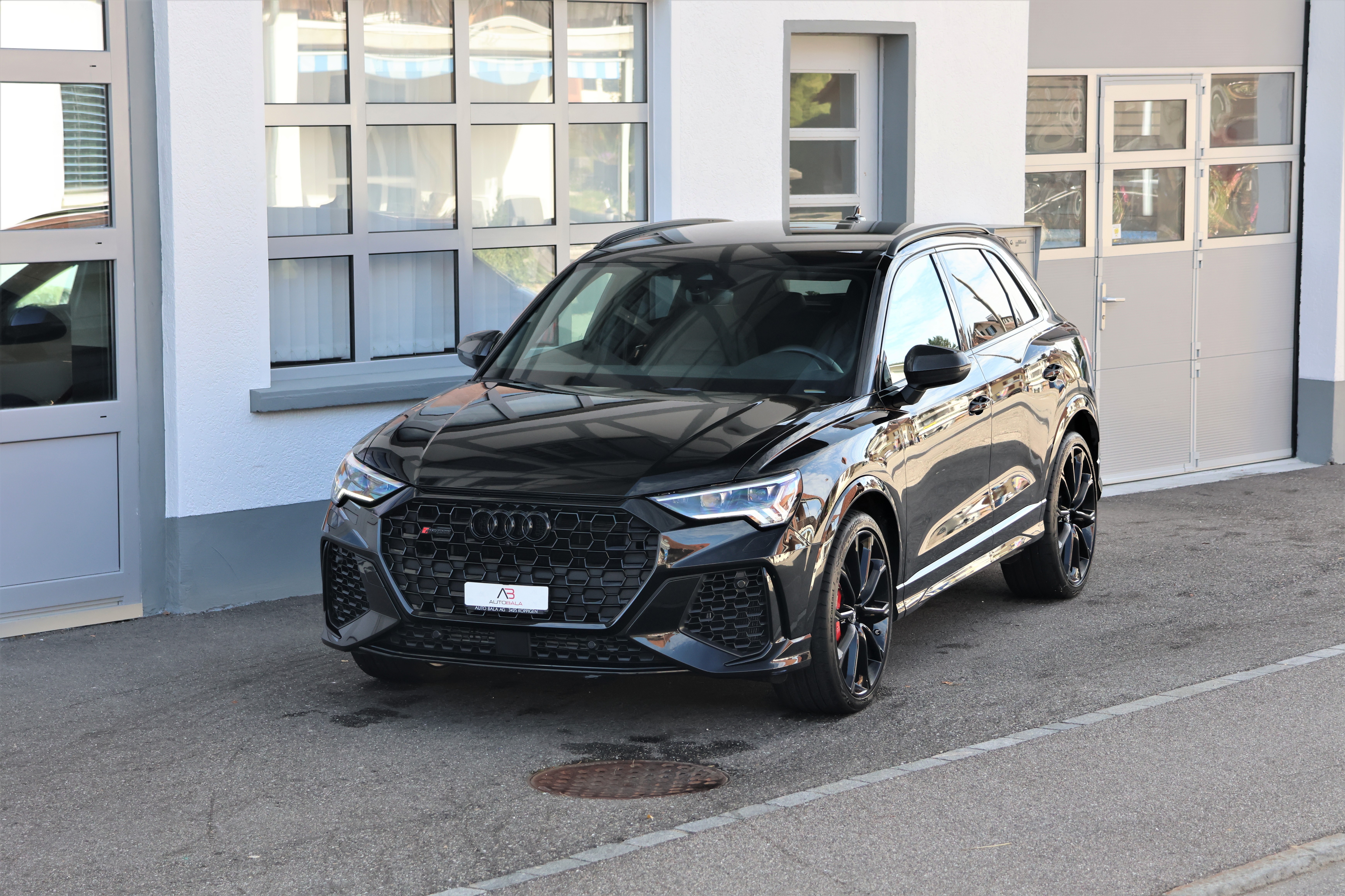 Car photo