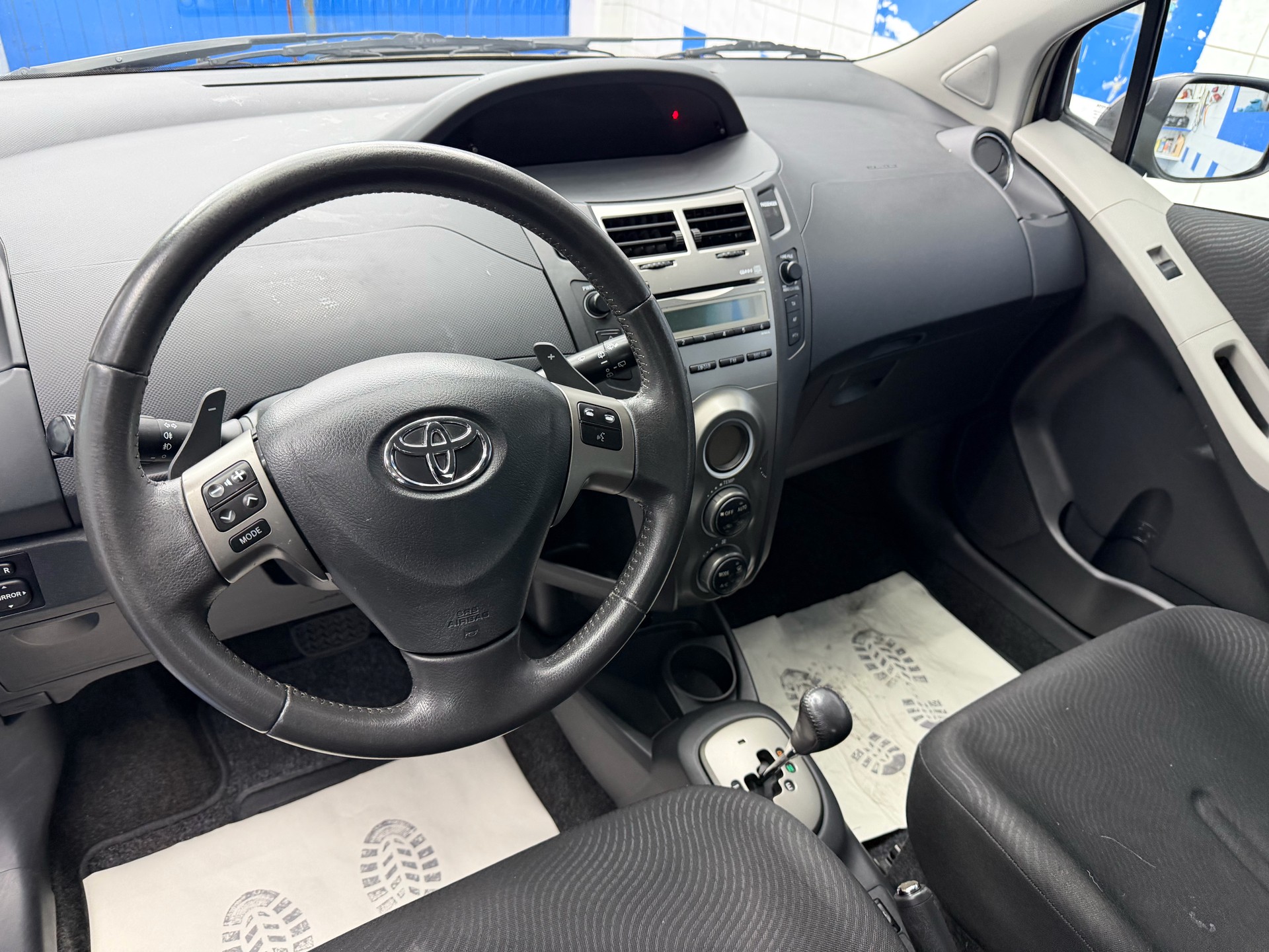 TOYOTA Yaris 1.33 Linea Sol Multimode-image-9