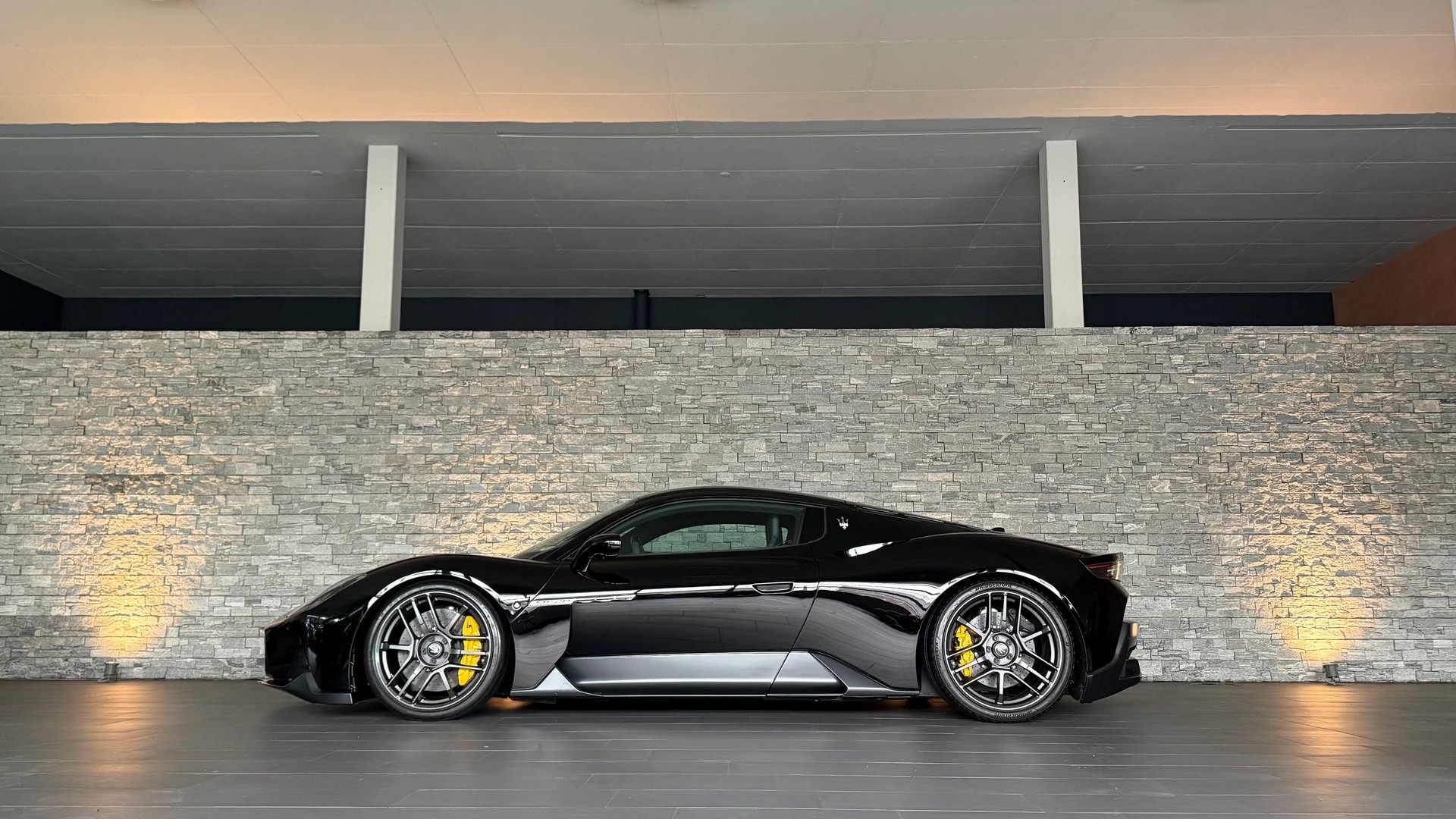MASERATI MC 20 Novitec-image-2