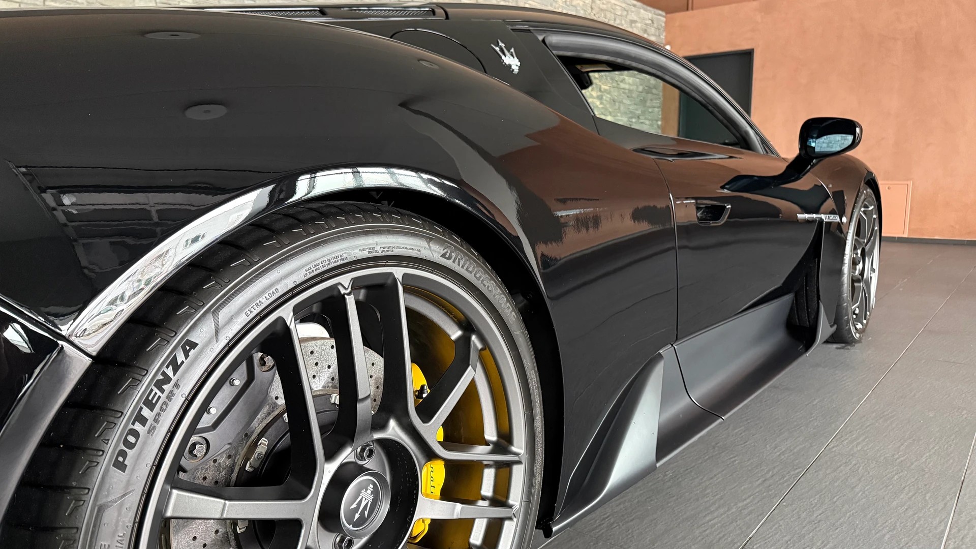 MASERATI MC 20 Novitec-image-12