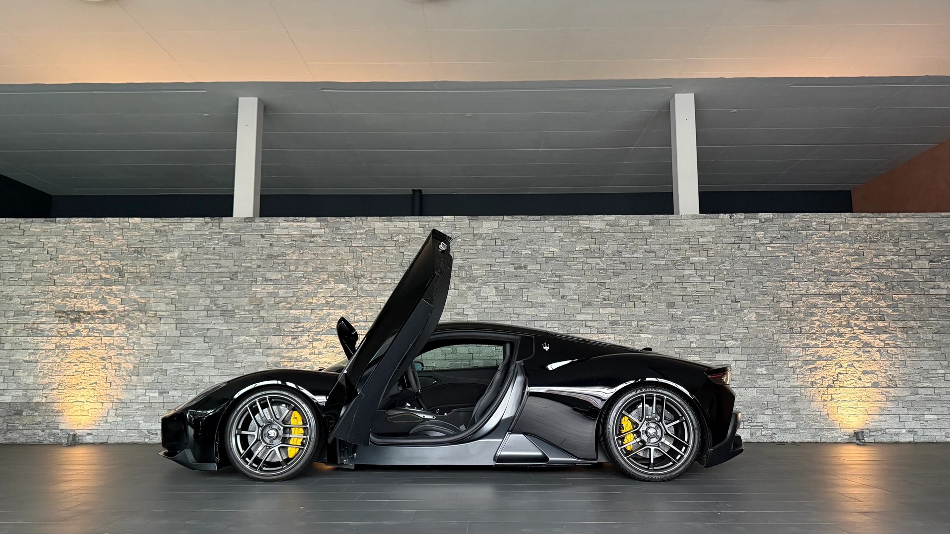 MASERATI MC 20 Novitec-image-5