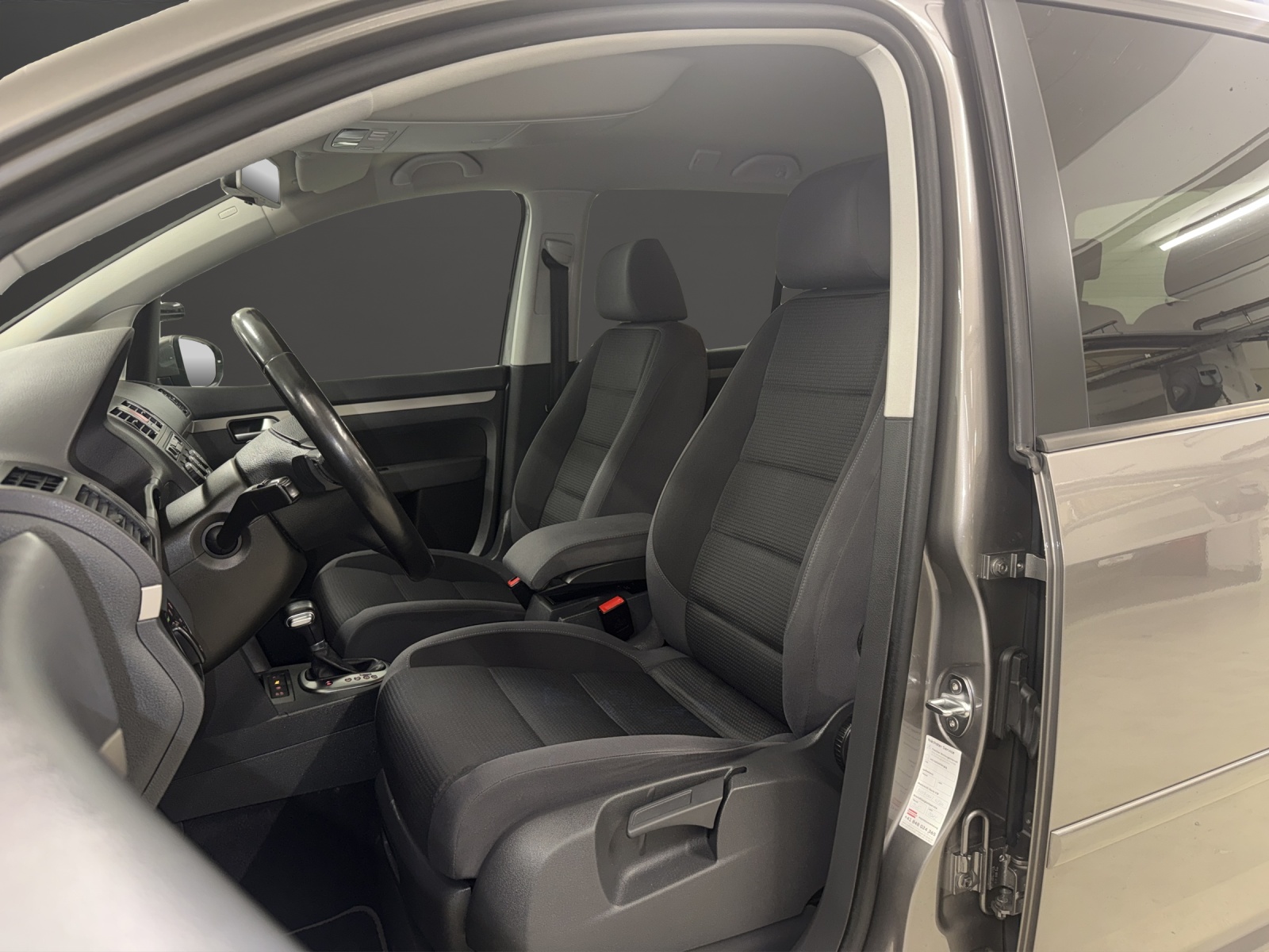 VW Touran 1.4 TSI Team DSG-image-6