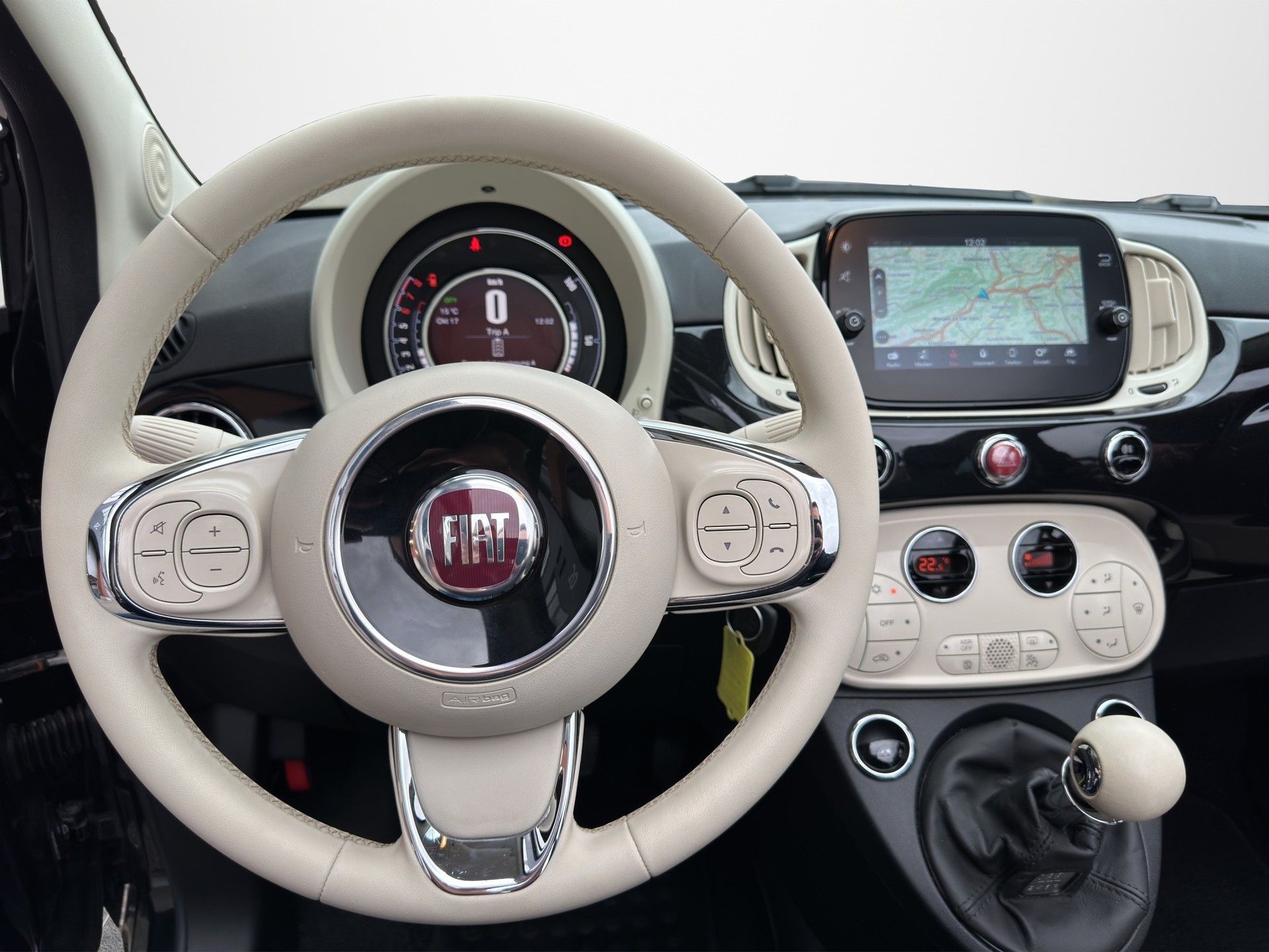 FIAT 500C Cabrio 1.0 N3 MildHybrid Dolcevita-image-15