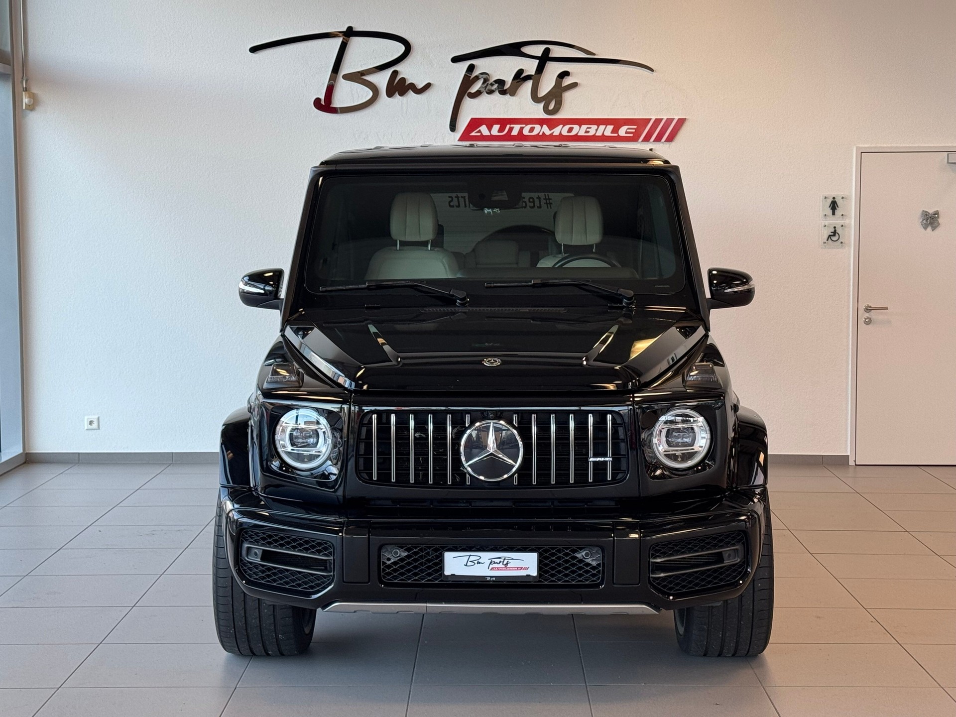 MERCEDES-BENZ G 350 d AMG Line 9G-Tronic-image-7